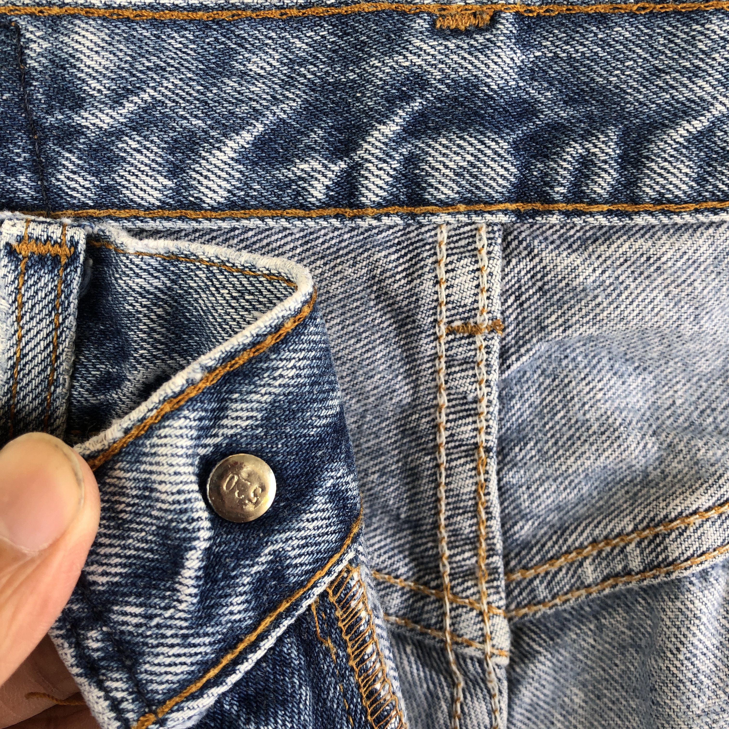 Levi's Vintage Levis 501 Distressed Sun Faded Jeans Levi's Denim Size US 32 / EU 48 - 7 Thumbnail