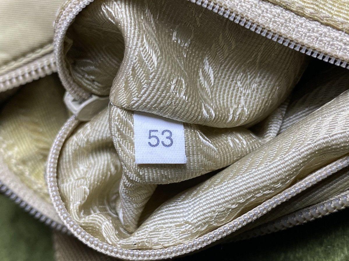 Prada Vintage Prada khaki beige nylon tessuto crossbody bag Size ONE SIZE - 6 Thumbnail