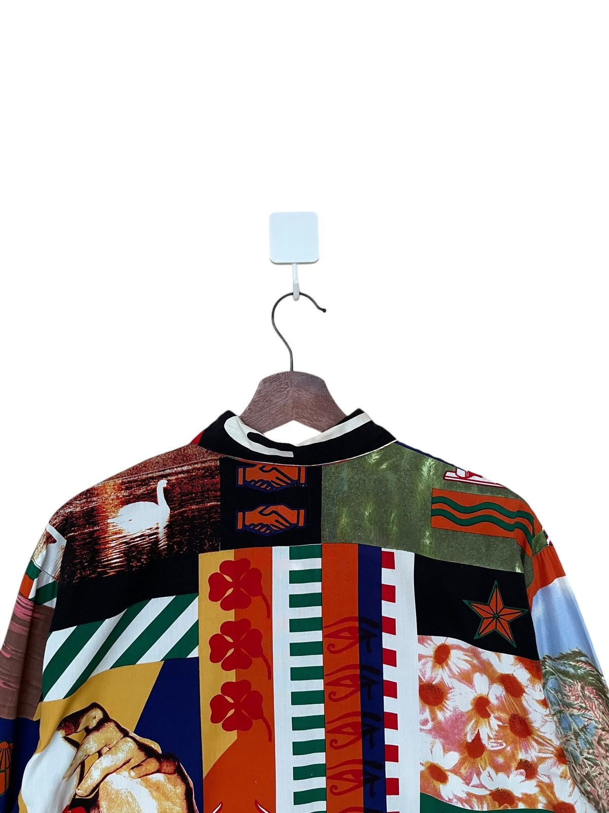 Moschino × Vintage Vintage Brand Moshino Full Print Shirt 1990s Size US M / EU 48-50 / 2 - 4 Thumbnail