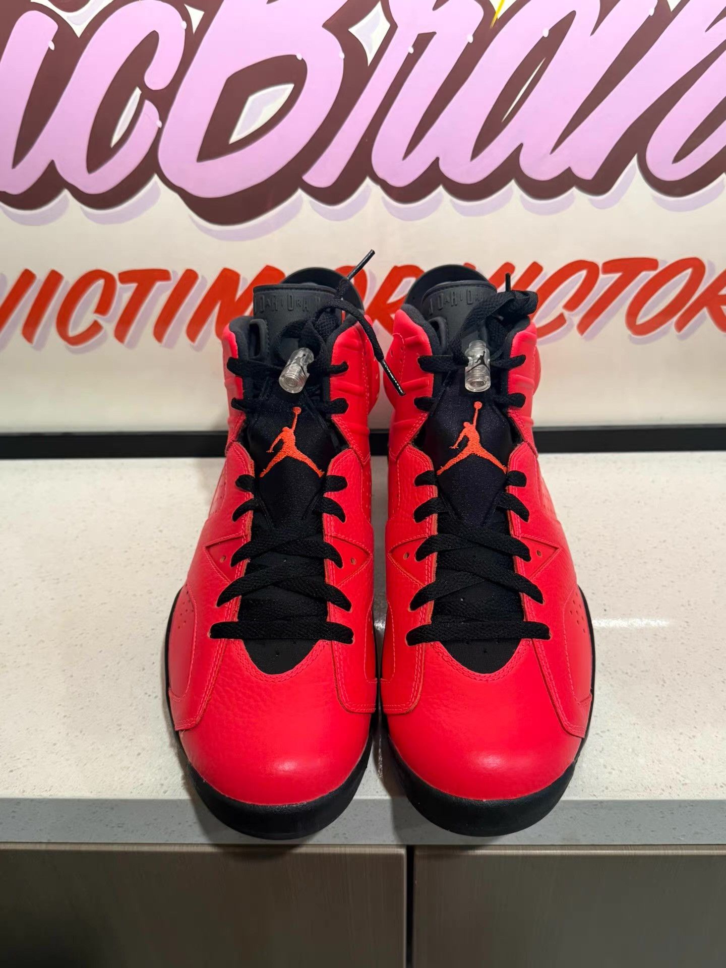 Nike Jordan Air Jordan 6 Retro Infrared 23 black colorway, Ｑ20 Size US 10.5 / EU 43-44 - 2 Thumbnail