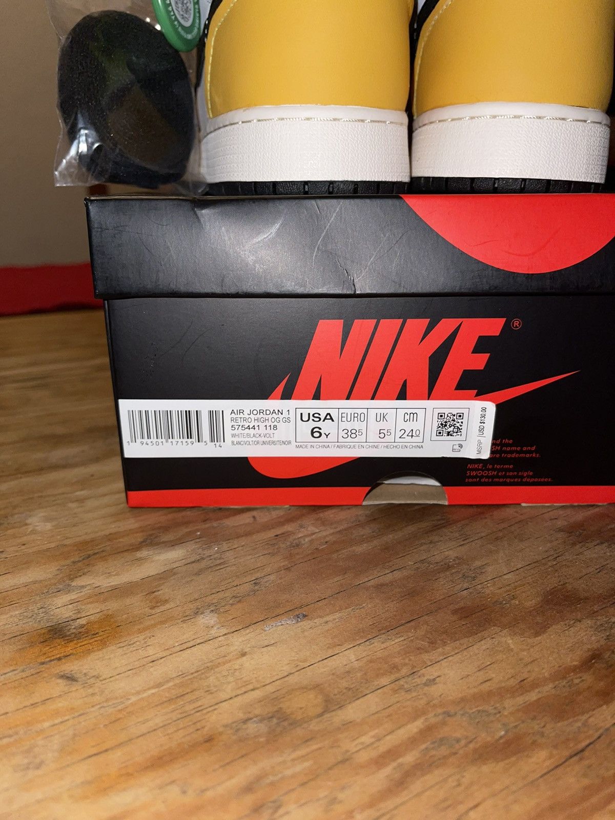 Jordan Brand Jordan 1 Volt Size 6Y Size US 7.5 / IT 37.5 - 8 Thumbnail