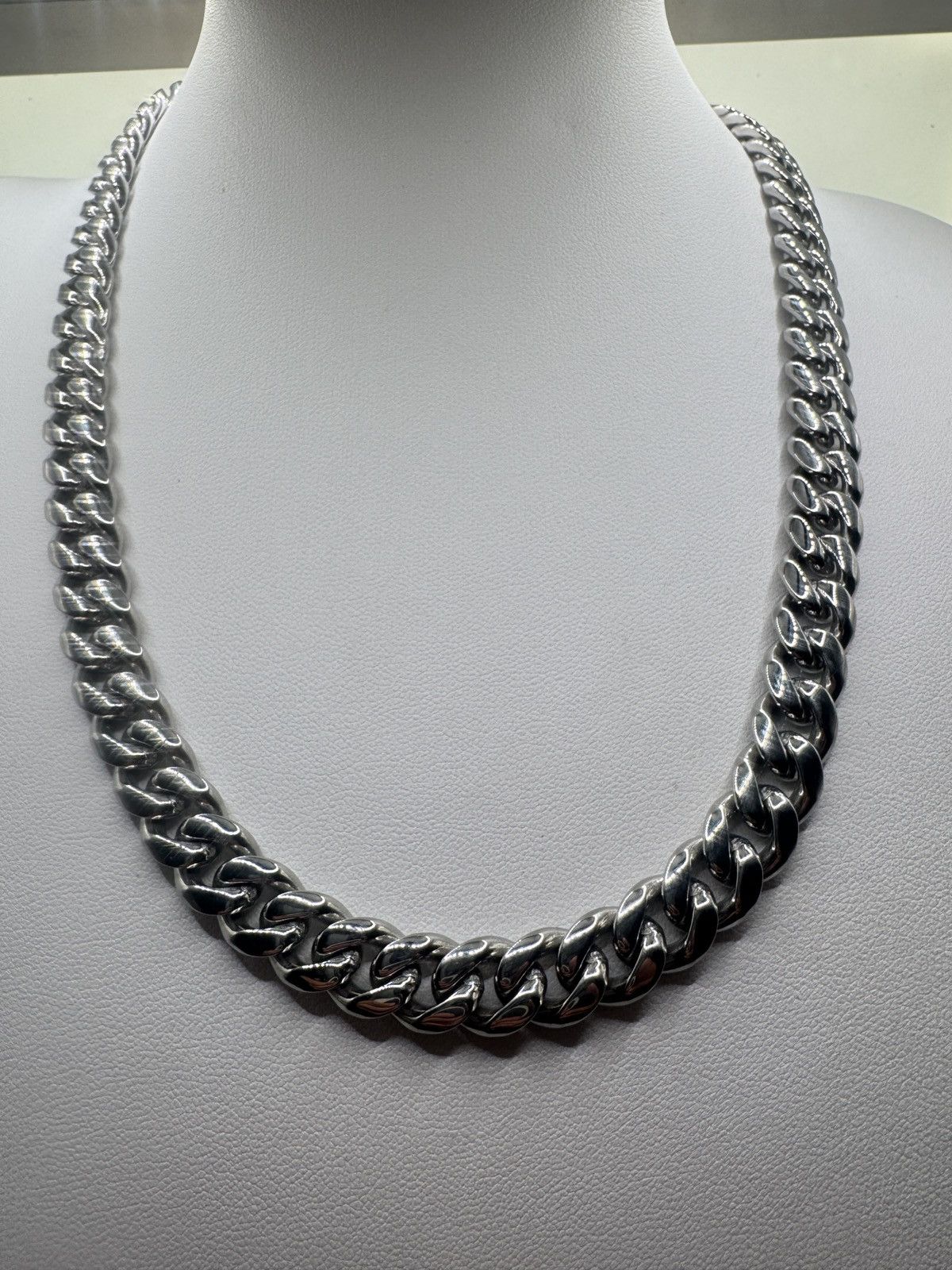 Other Men Necklace Large Size 20 inches 10mm diameter Size ONE SIZE - 4 Thumbnail