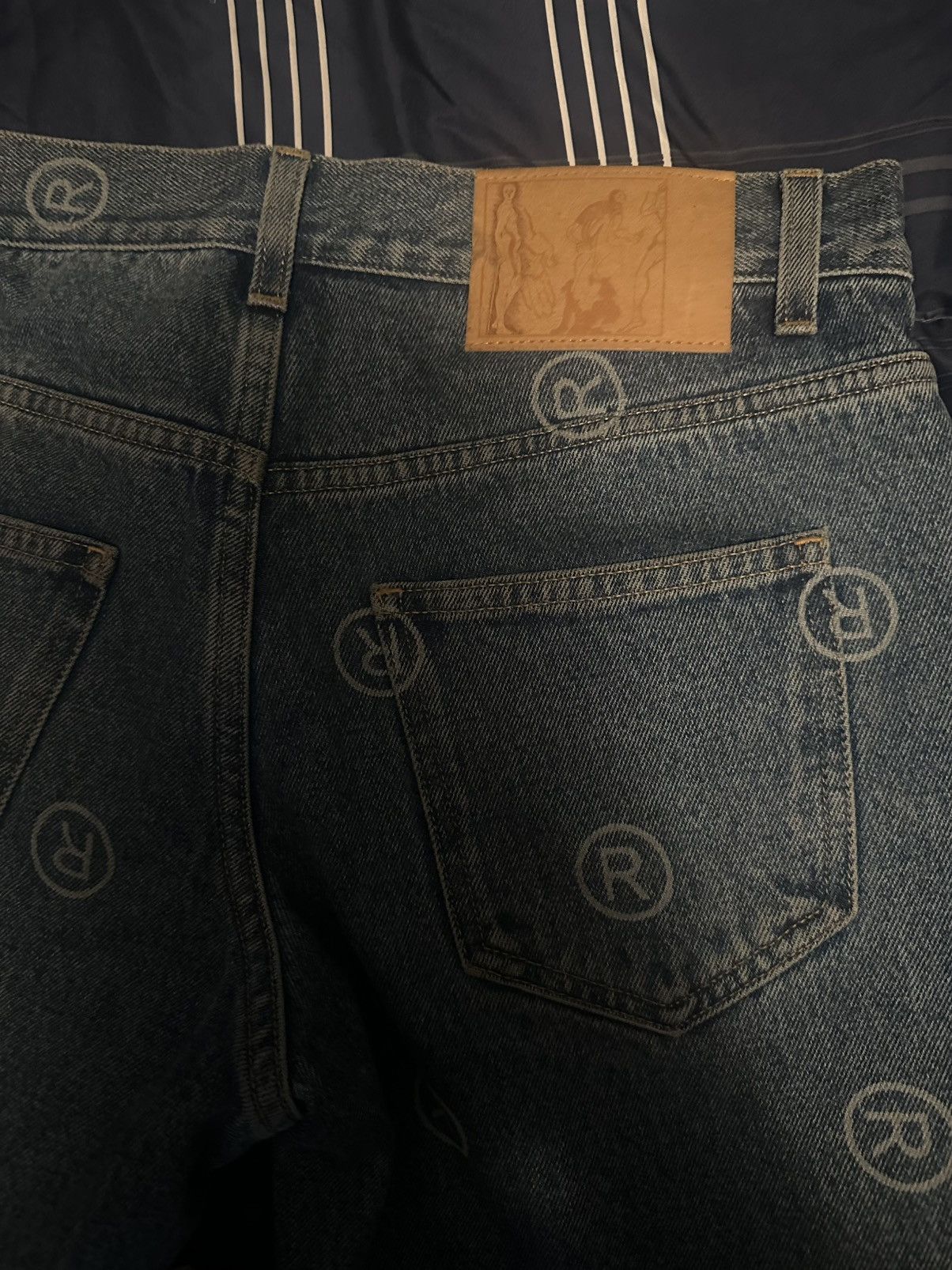 Martine Rose Martine Rose Blue Faded Jeans Size US 32 / EU 48 - 3 Thumbnail