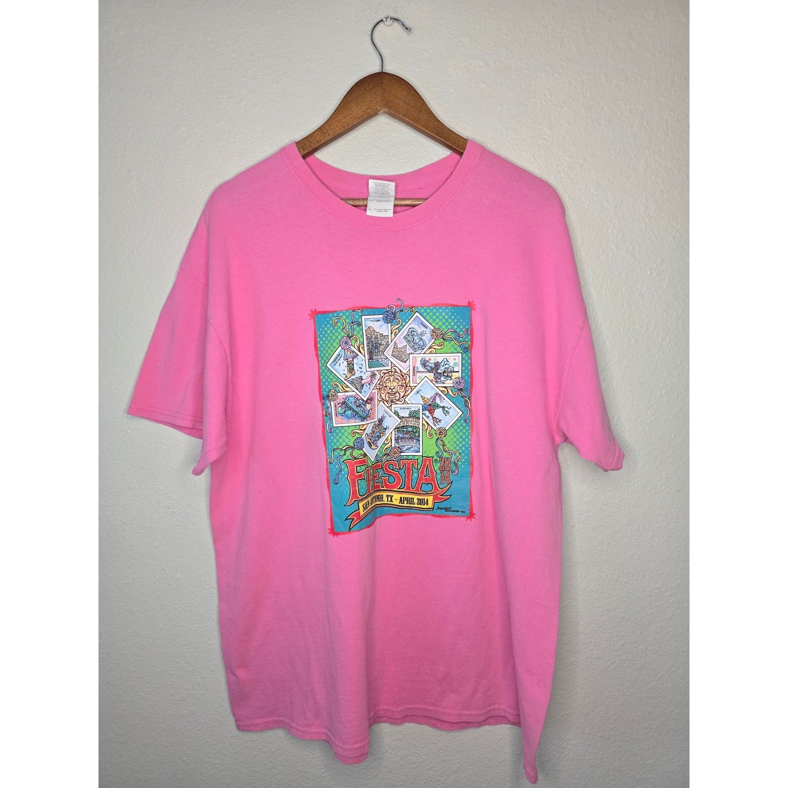Gildan Fiesta San Antonio Texas Shirt XL Pink 2014 Festival Tee Size US XL / EU 56 / 4 - 1 Thumbnail