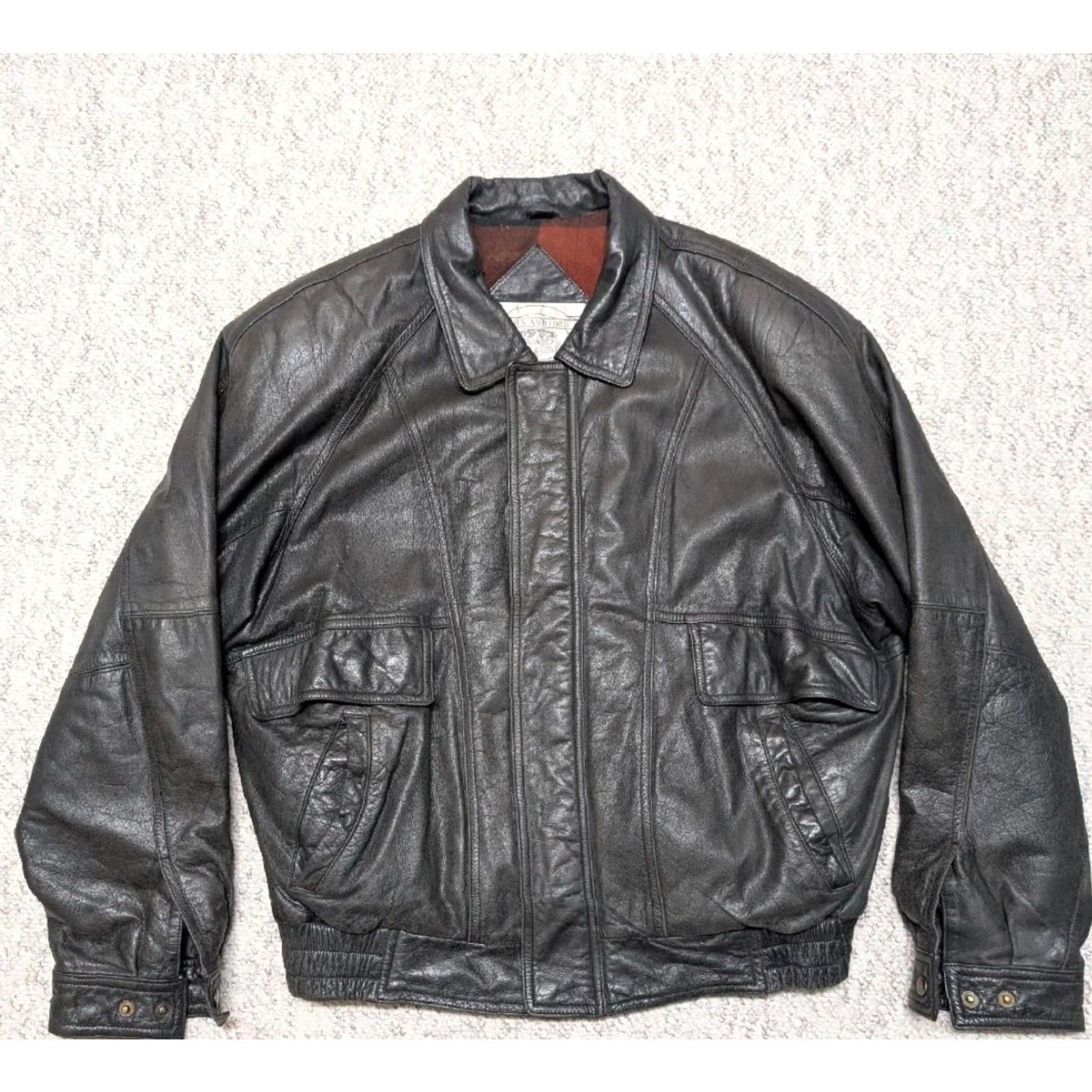 Vintage VINTAGE John Ashford Bomber Jacket Men's Leather XL 46-48 Black Cowhide Distressed 1990s 1980s Buttons Snap Zipper Boxy Classic Size US XL / EU 56 / 4 - 3 Thumbnail