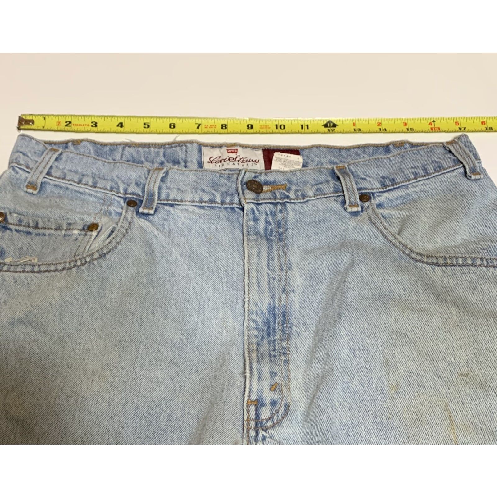 Levi's VINTAGE Levi's 545 Jeans Blue Denim Distressed 34x29 Loose Fit Mens Size US 34 / EU 50 - 4 Thumbnail