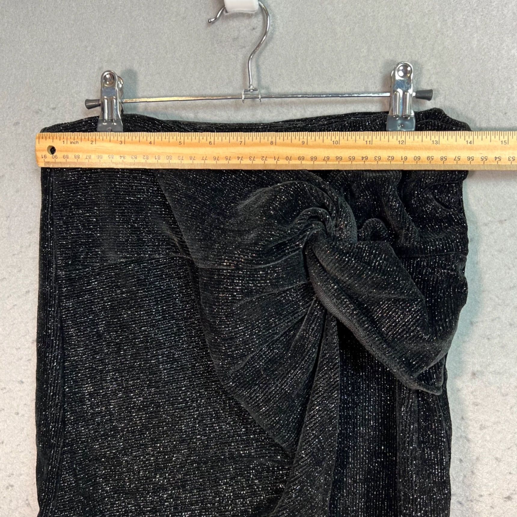 Cider VINTAGE Cider Black Glitter Knit Wrap Skirt Size Large Bowtie Detail Size 36" / US 14 / IT 50 - 4 Thumbnail