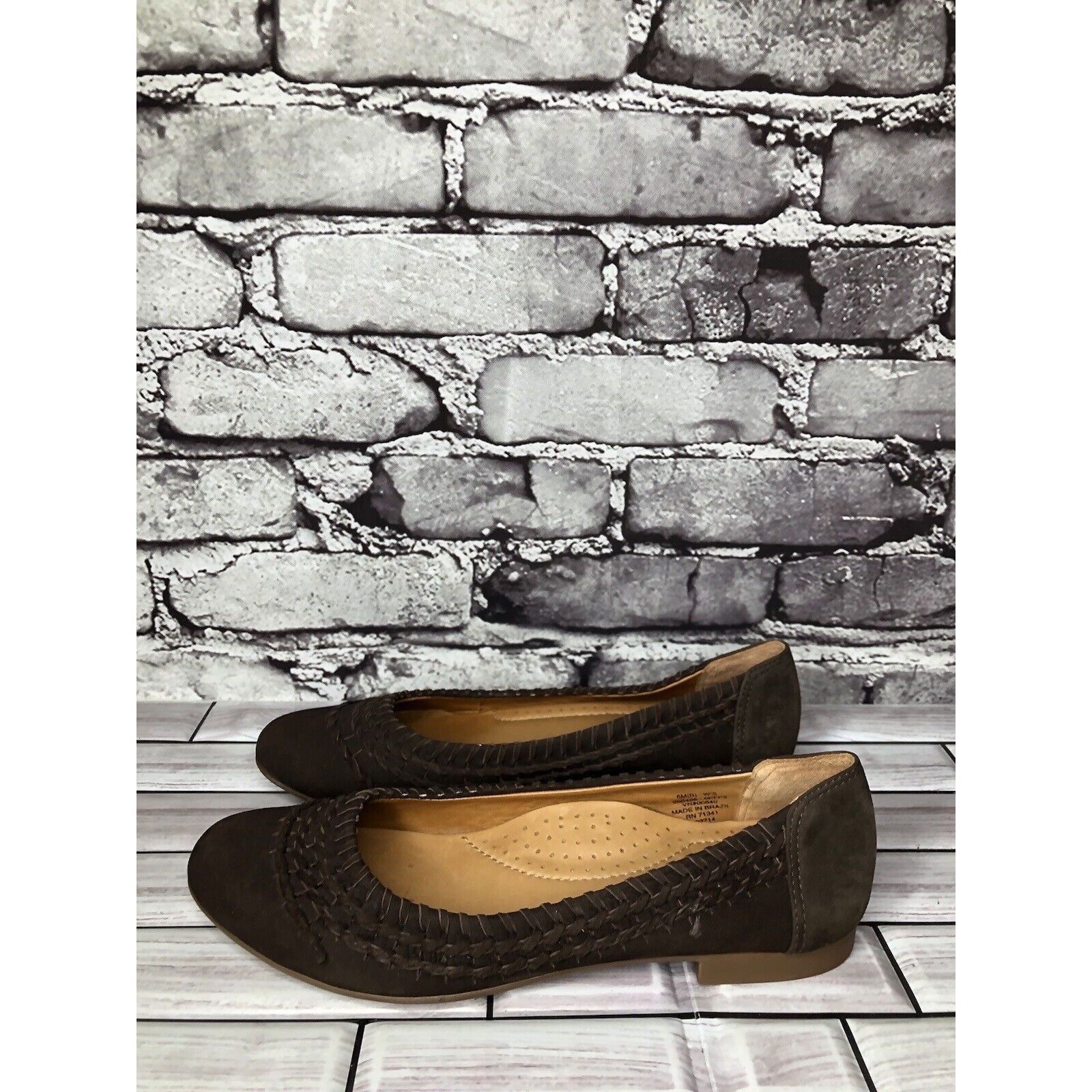 L.L. Bean L.L. Bean Brown Suede Leather Casual Flats Shoes Women’s Sz Size US 6 / IT 36 - 9 Thumbnail