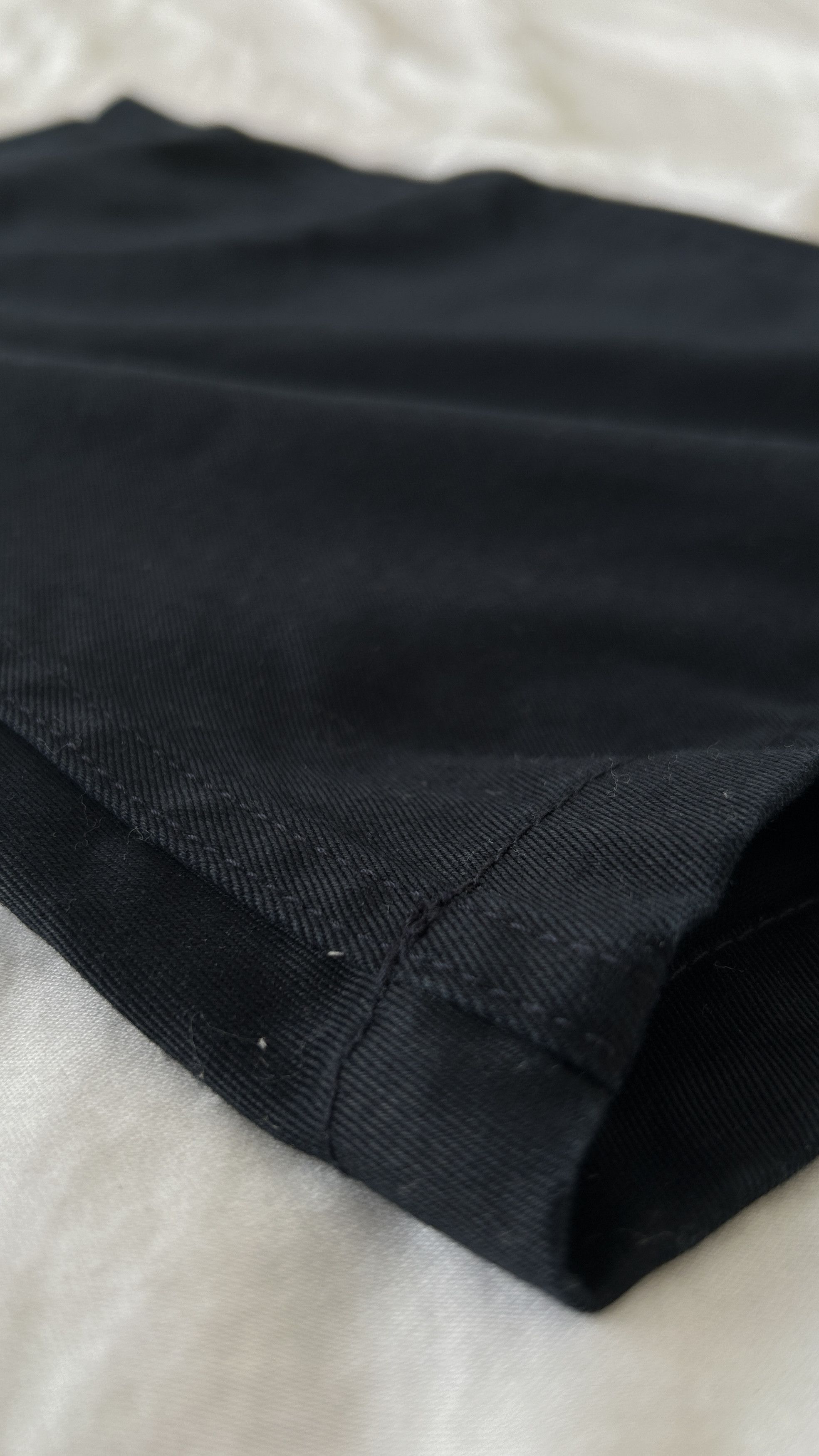 Visvim aa . 1 . AS NEW . CHINO SHORTS . 0116105008014 Size US 28 / EU 44 - 4 Thumbnail