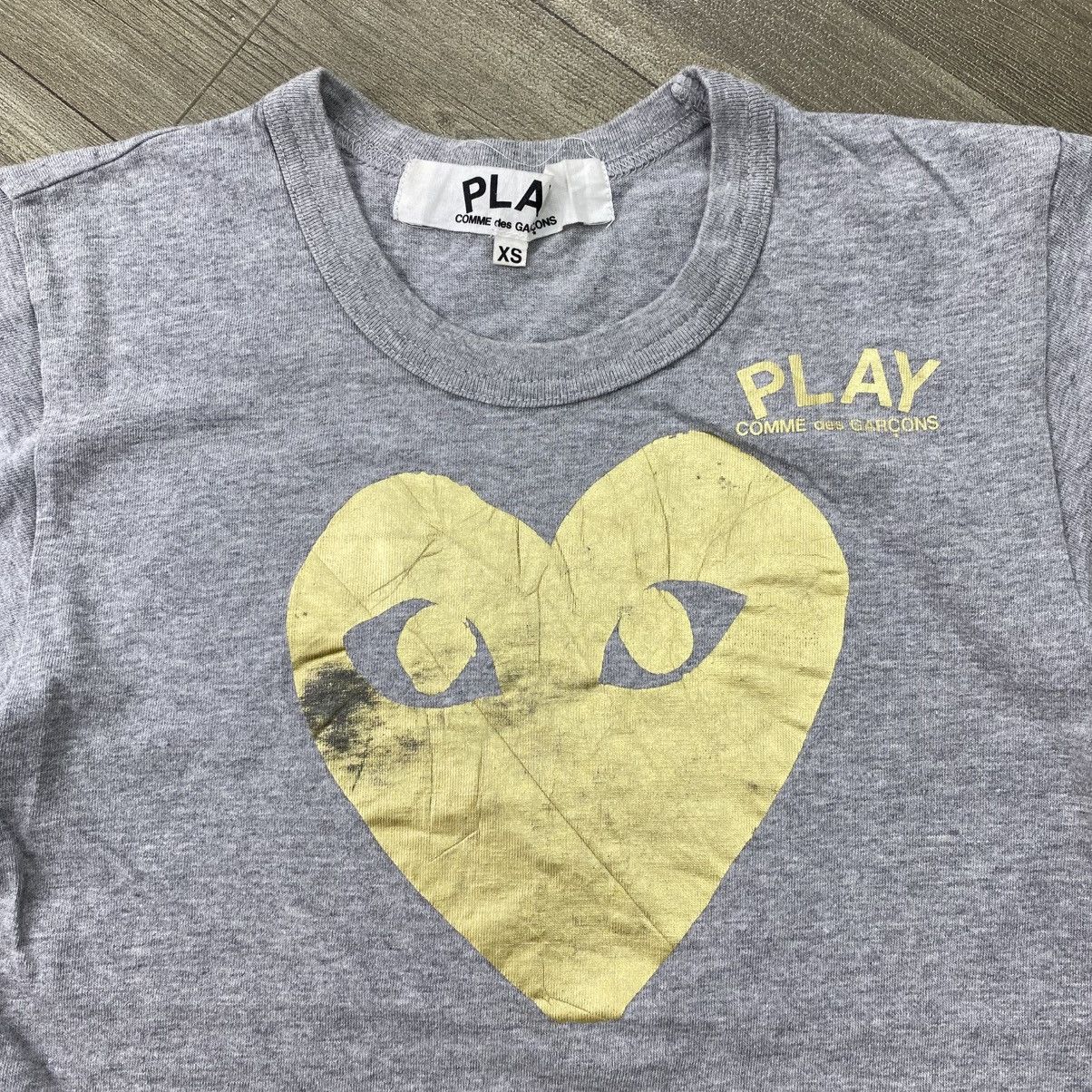 Comme des Garcons PLAY AD2010 Comme des Garçons Play CDG Yellow Heart Big Logo Tee Size US XS / EU 42 / 0 - 3 Thumbnail