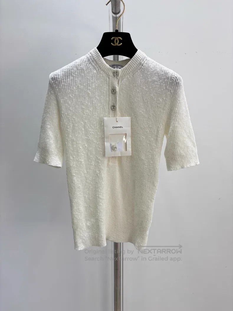 Chanel Chanel 25M cocobeach Chanel white round-neck button knitte Size XXS / US 00 / IT 34 - 1 Thumbnail
