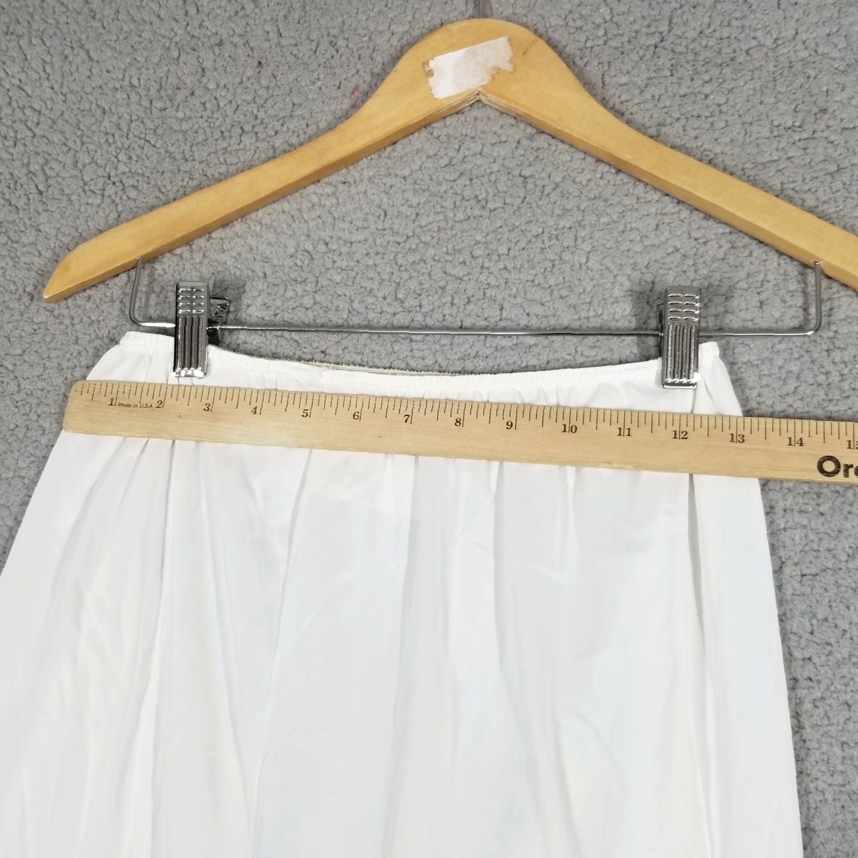 Vintage VINTAGE J.C. PENNEY Maxi Slip Women's Medium White Nylon Lace Trim 90s Glam Rock Size ONE SIZE - 2 Thumbnail