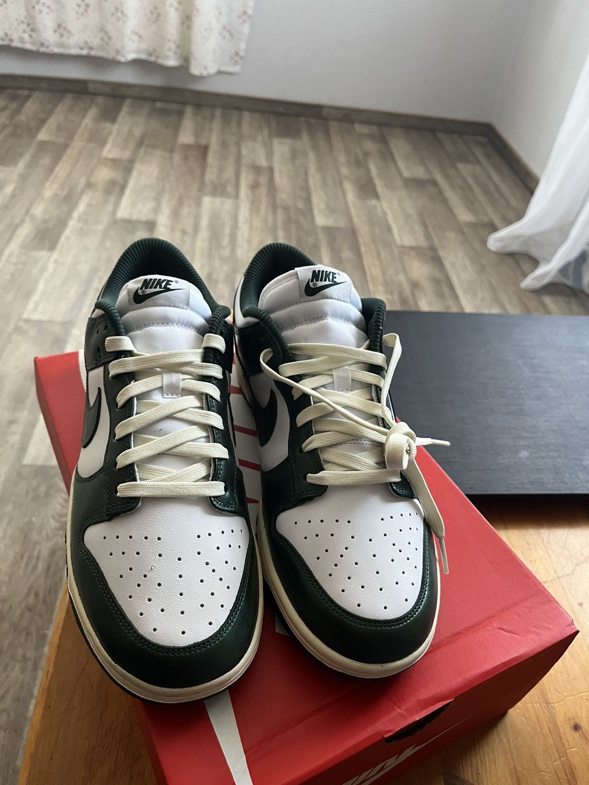 Nike Nike Dunk Low Size US 9.5 / EU 42-43 - 3 Thumbnail