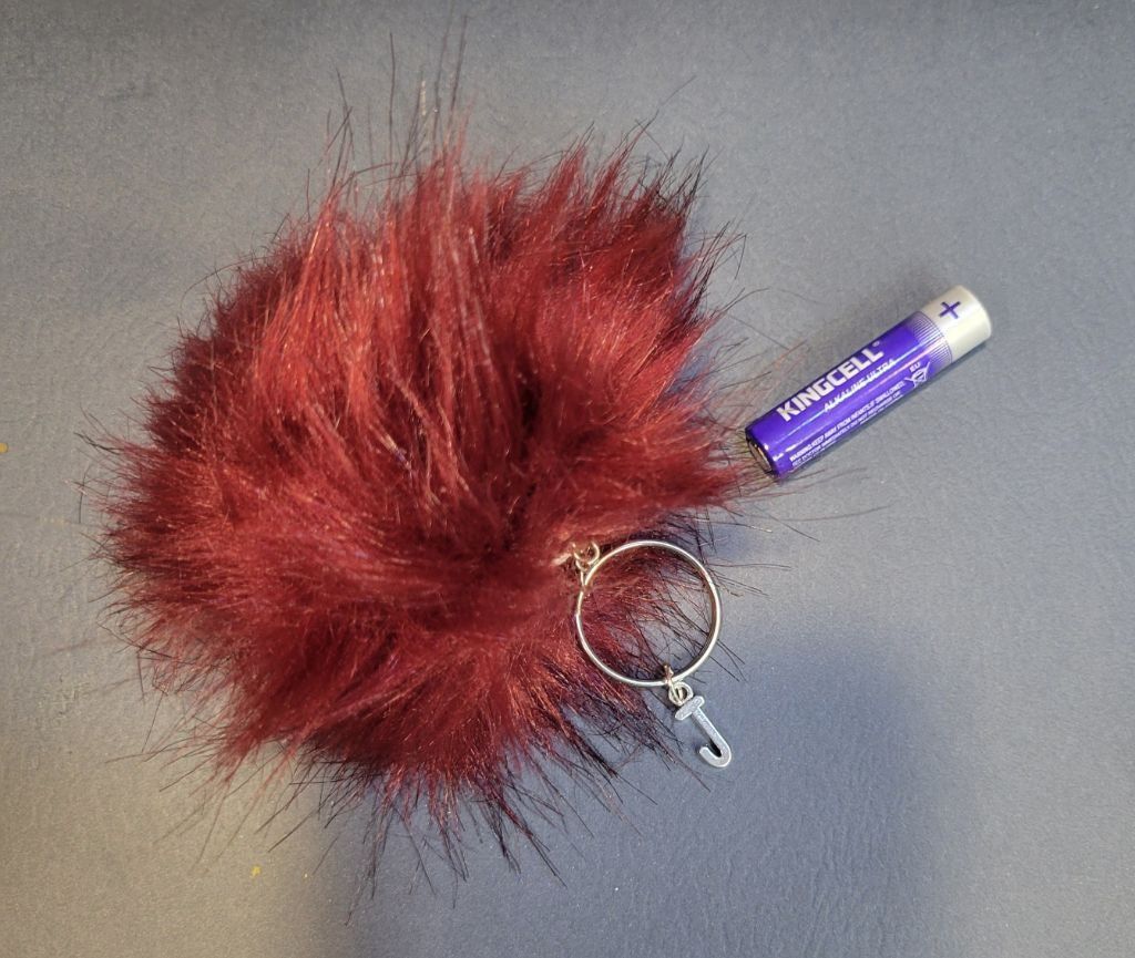 Handmade Personalized letter on a 3" faux fox fur keychains Size ONE SIZE - 2 Thumbnail
