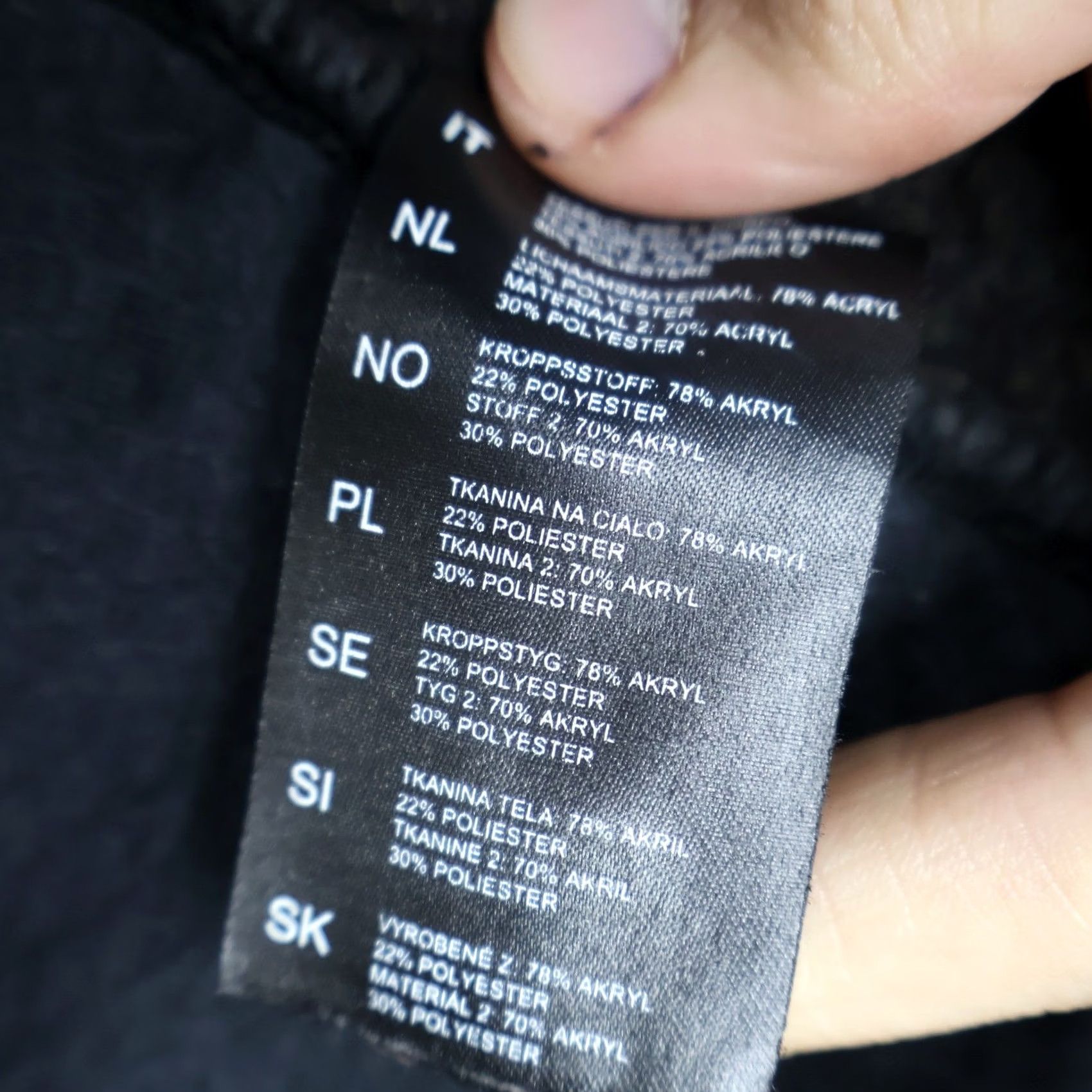 Logo 7 Kuhl Interceptr Vest Mens XL Black Fleece Full Zip Outdoor Hiking Warm LOGO Size US XL / EU 56 / 4 - 7 Thumbnail
