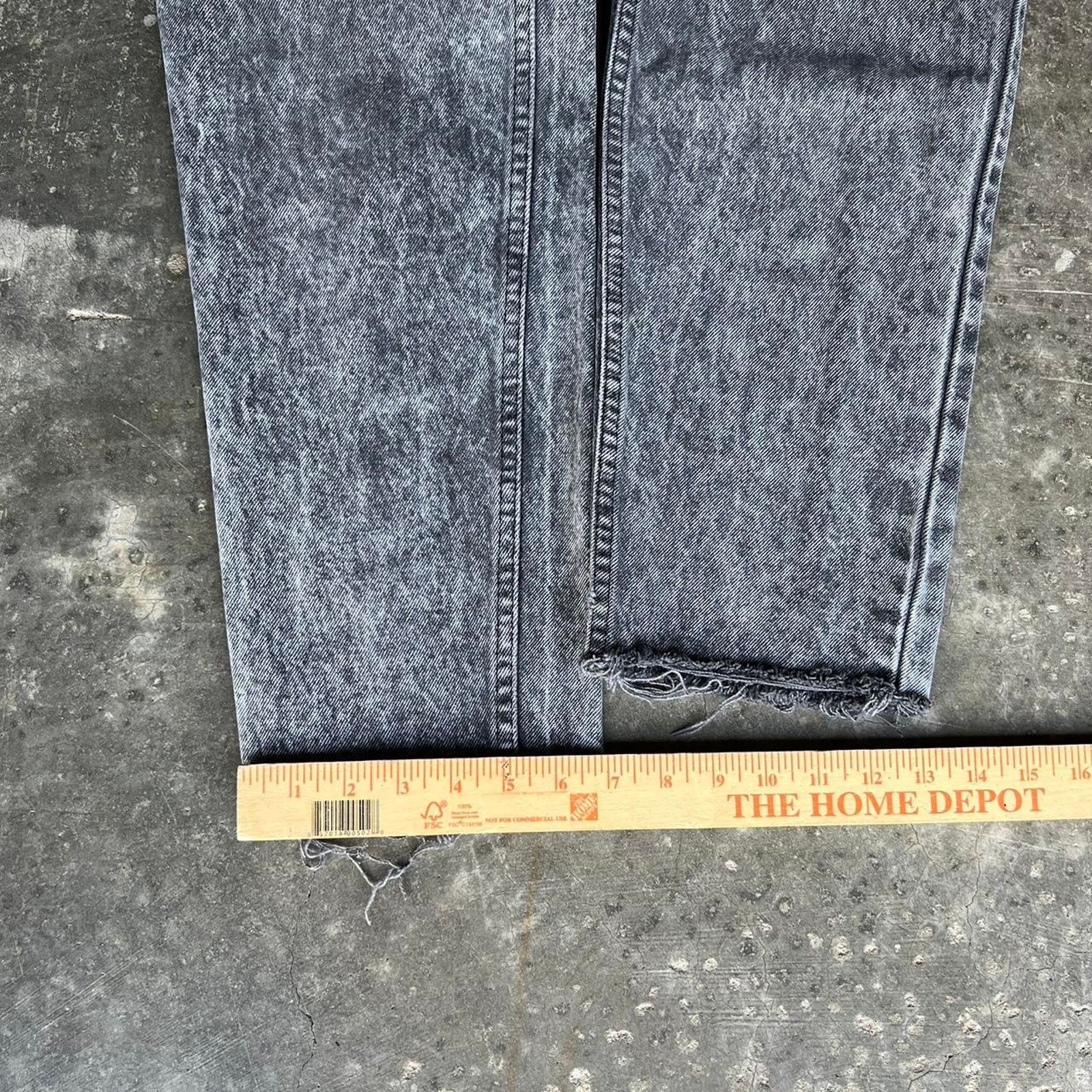 Levi's Vintage 90s black levis jeans USA Size US 30 / EU 46 - 8 Thumbnail