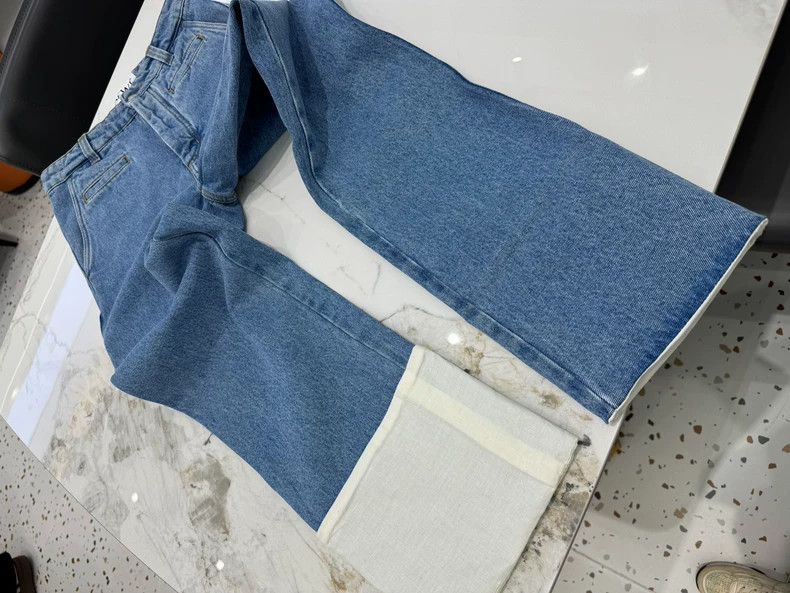 Loewe LOEWE FW21 Buttoned mid-waist straight jeans Size 42" / US 20 - 7 Thumbnail
