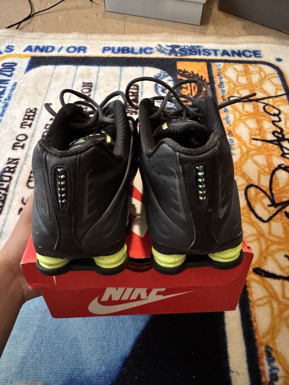 Nike Nike SHOX R4 Size US 10 / EU 43 - 5 Thumbnail