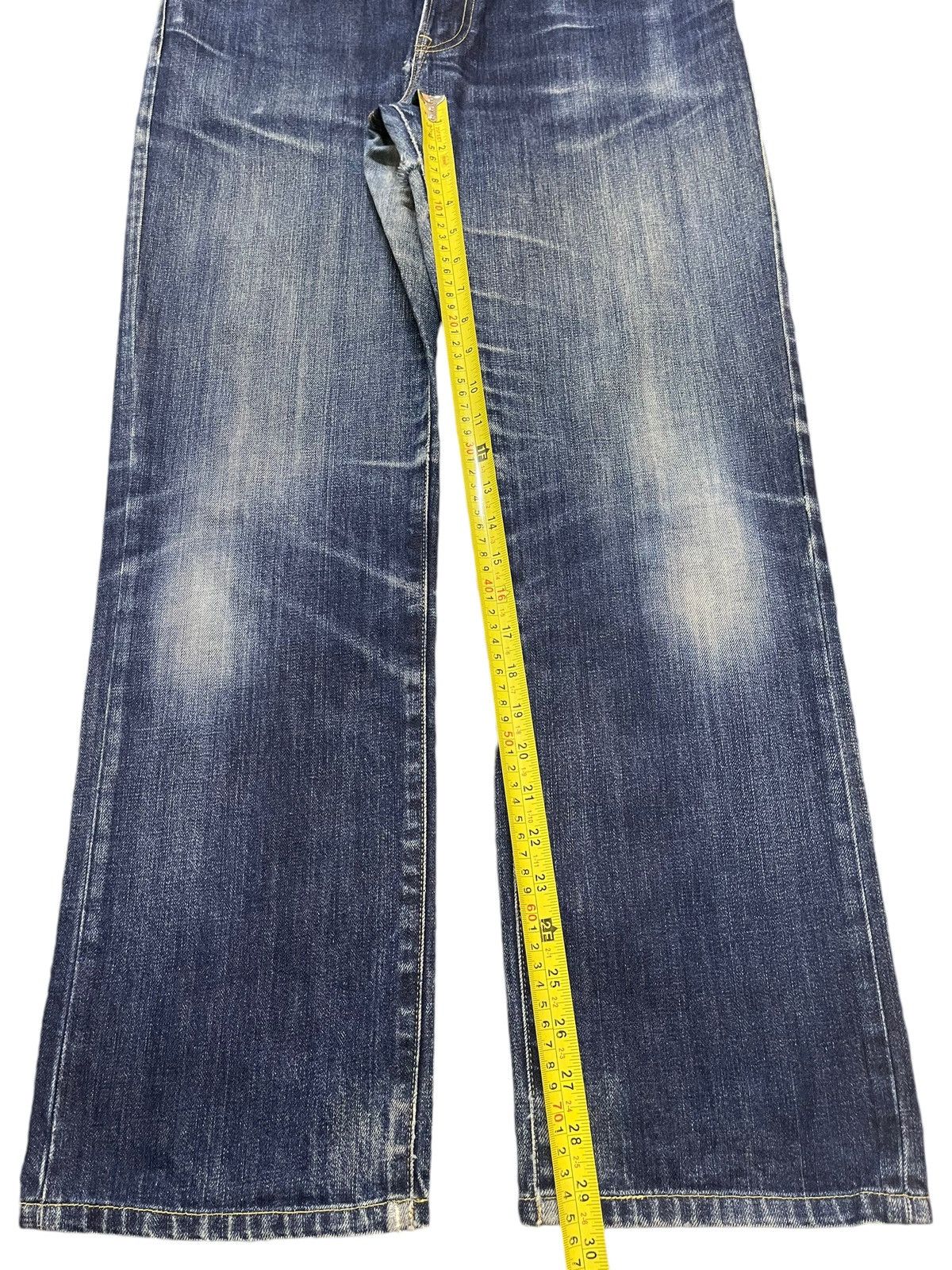 Uniqlo Vintage Y2K Japanese Uniqlo Blue Faded Wash Whisker Straight Size US 36 / EU 52 - 13 Thumbnail