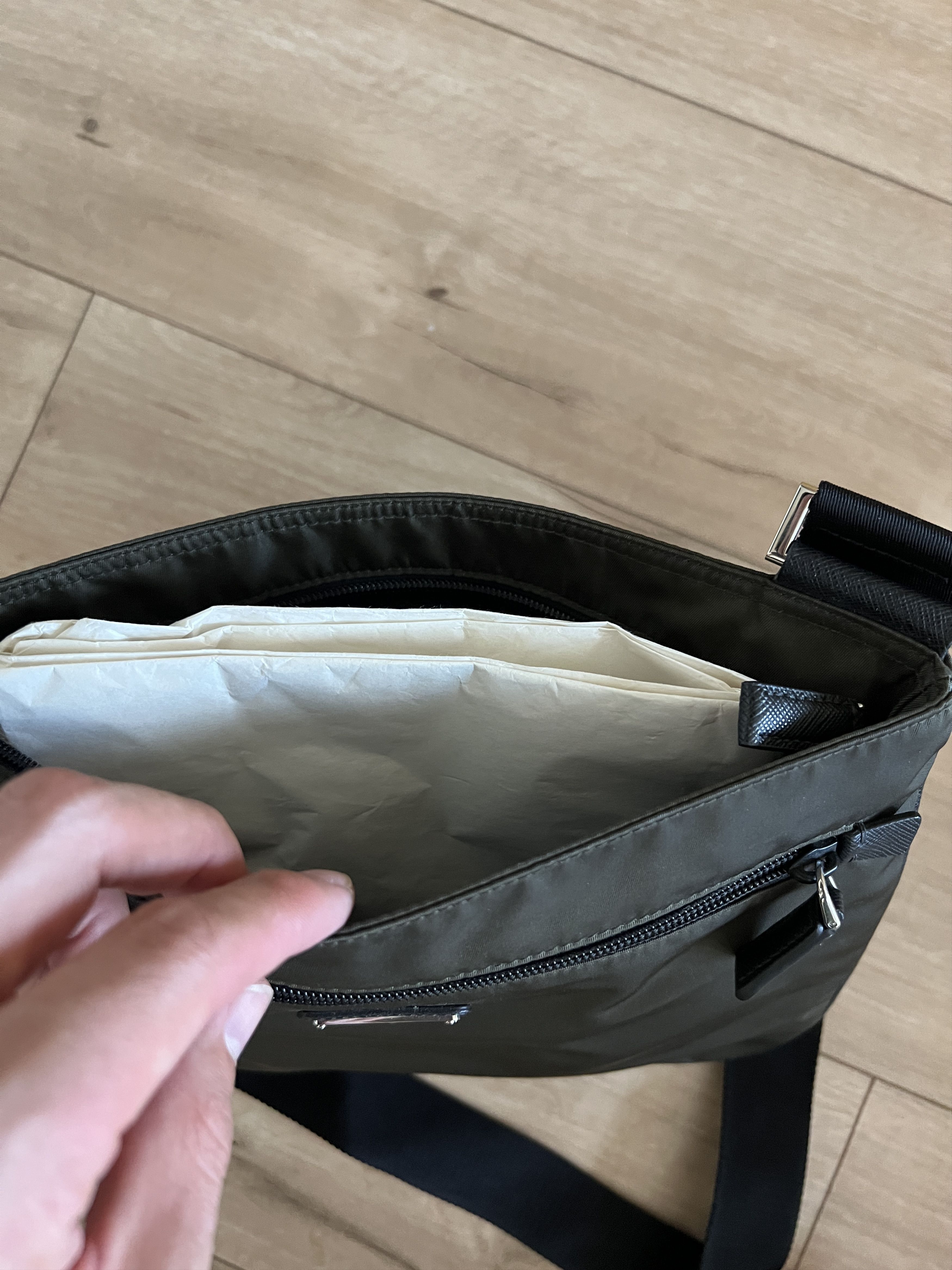 Prada PRADA Tessuto Nylon Flat Messenger Bag Dark Green Size ONE SIZE - 8 Thumbnail