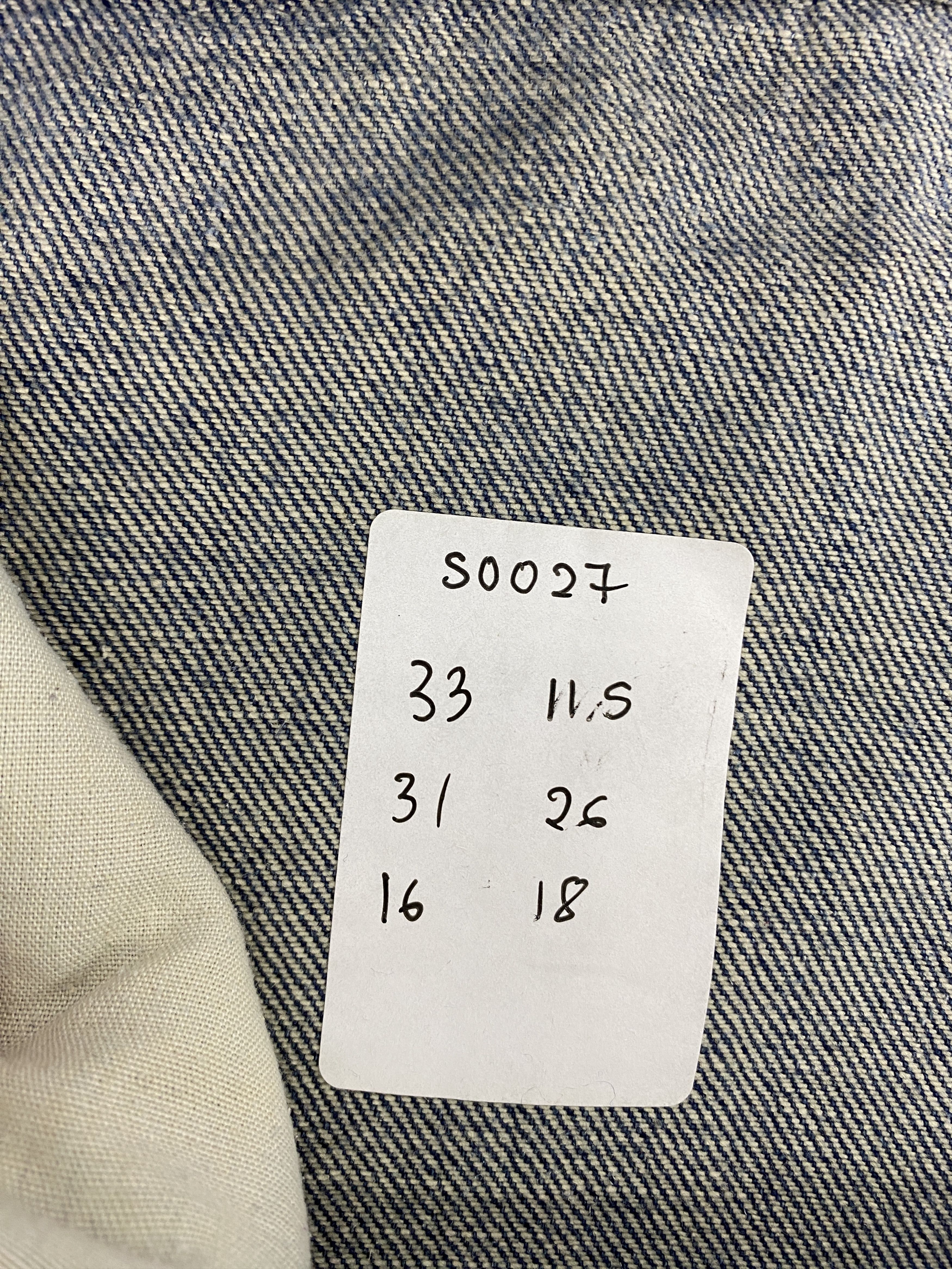 Levi's Vintage Distressed Levis Signature Faded Blue Jeans S0027 Size US 33 - 14 Thumbnail