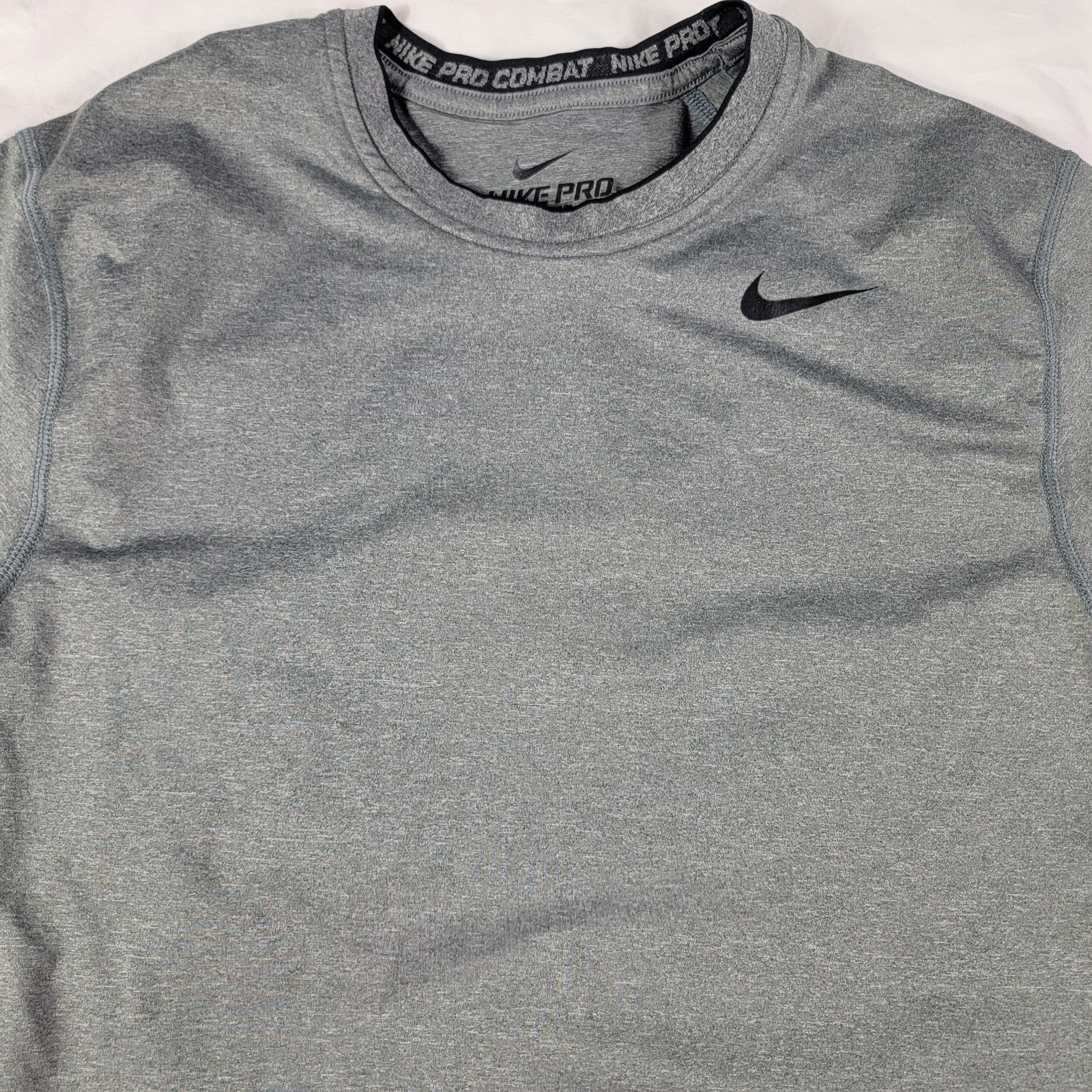 Nike Nike Pro Combat Dri Fit Mens Medium Fitted T Shirt Gray Shor Size US M / EU 48-50 / 2 - 7 Thumbnail
