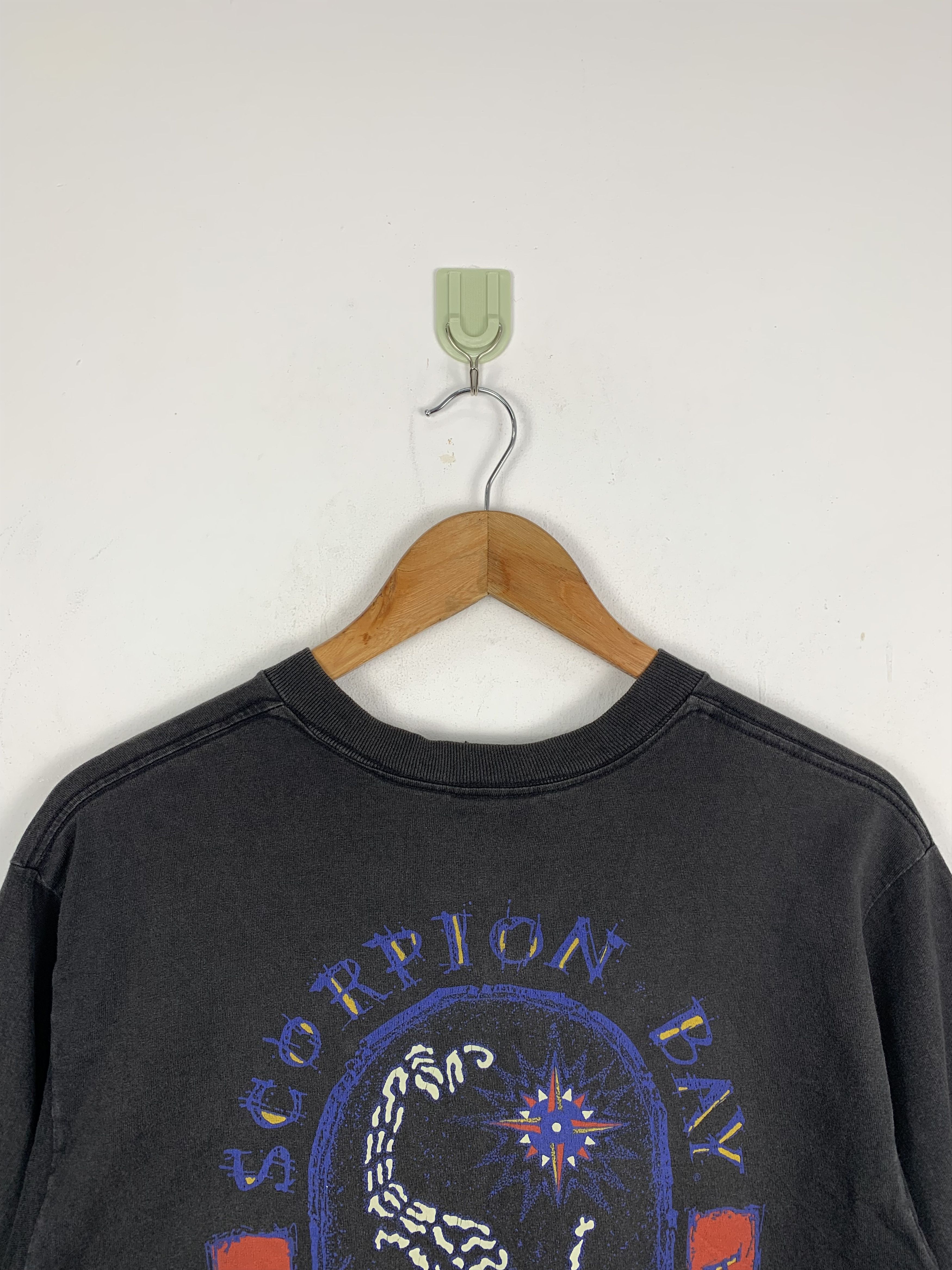 Other Vintage 90s Scorpion Bay Mas Tina Made In USA Tee TA0301 Size US M / EU 48-50 / 2 - 11 Thumbnail