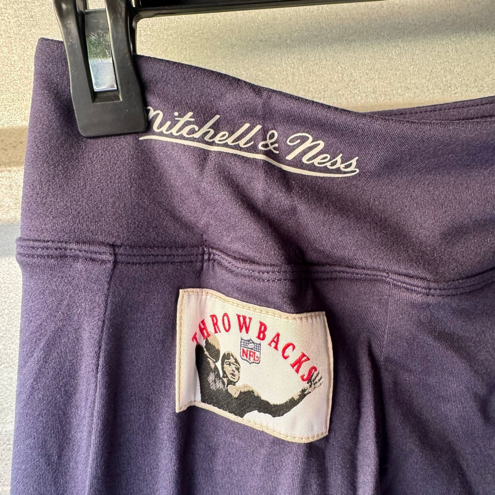 Mitchell & Ness Women's Mitchell & Ness Navy Dallas Cowboys Skort, Size 30" / US 8 / IT 44 - 7 Thumbnail