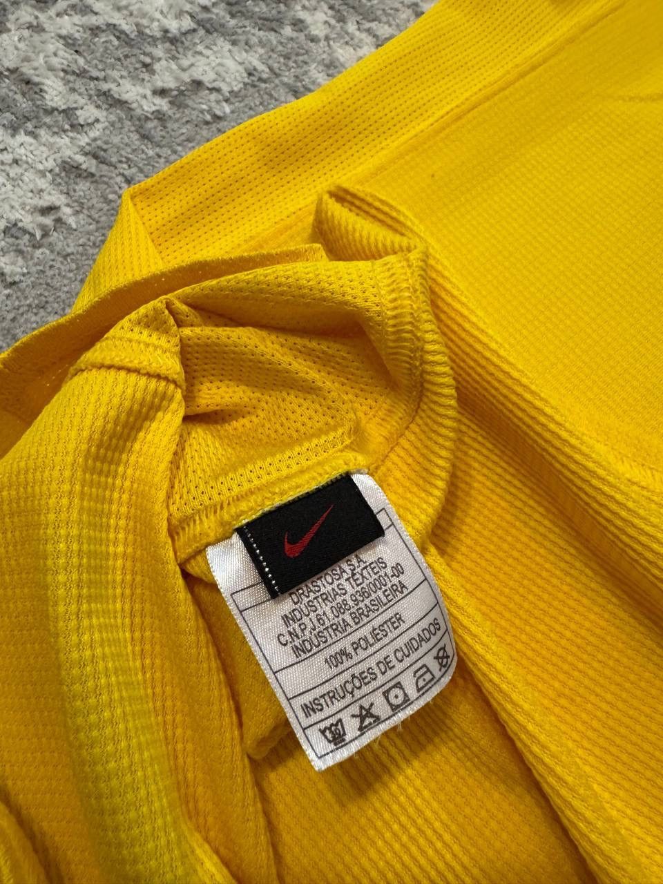 Vintage Vintage Brazil #10 National Team Jersey | CBF Nike Size US L / EU 52-54 / 3 - 21 Thumbnail