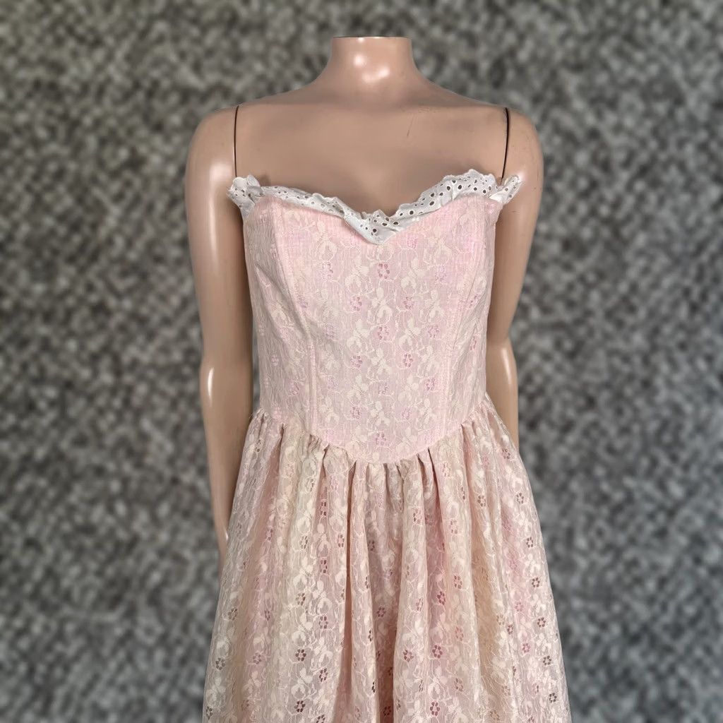 Vintage Vintage 70s Handmade Womens Dress Prairie Floral Lace Formal Party Strapless C1 Size XS / US 0-2 / IT 36-38 - 1 Thumbnail