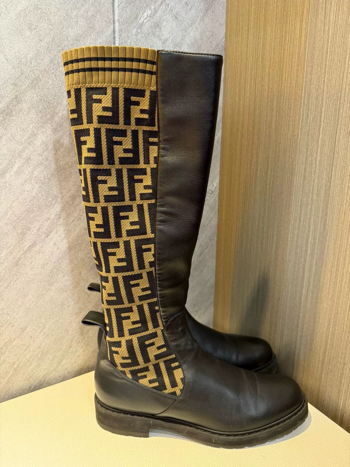 Fendi Fendi FF Logo High-Top Boots Size US 8 / IT 38 - 1 Thumbnail