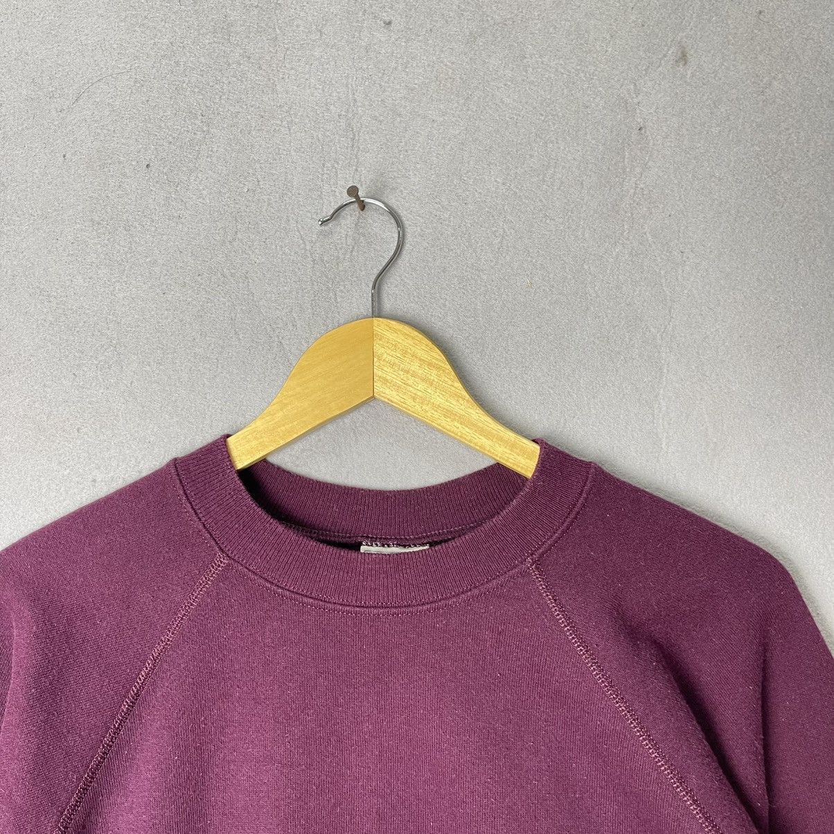 Hanes Vintage 80s Hanes “STAFF SHOP IN” Crewneck USA Size US L / EU 52-54 / 3 - 4 Thumbnail