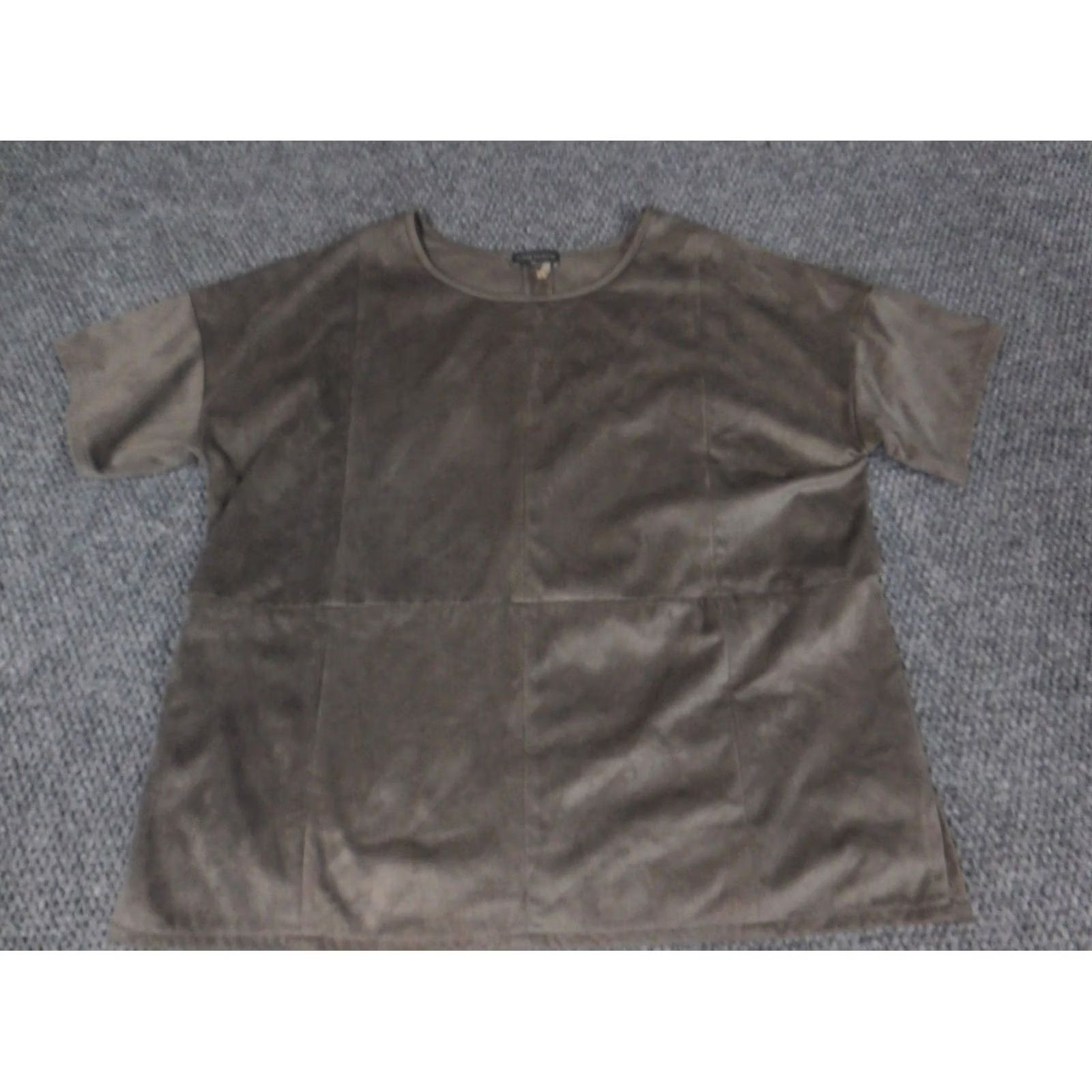 Vince Camuto Vince Camuto Blouse Short Sleeve Round Neck Pullover Gray S Womens Regular Stretch Geometric Casual Modern Size S / US 4 / IT 40 - 3 Thumbnail