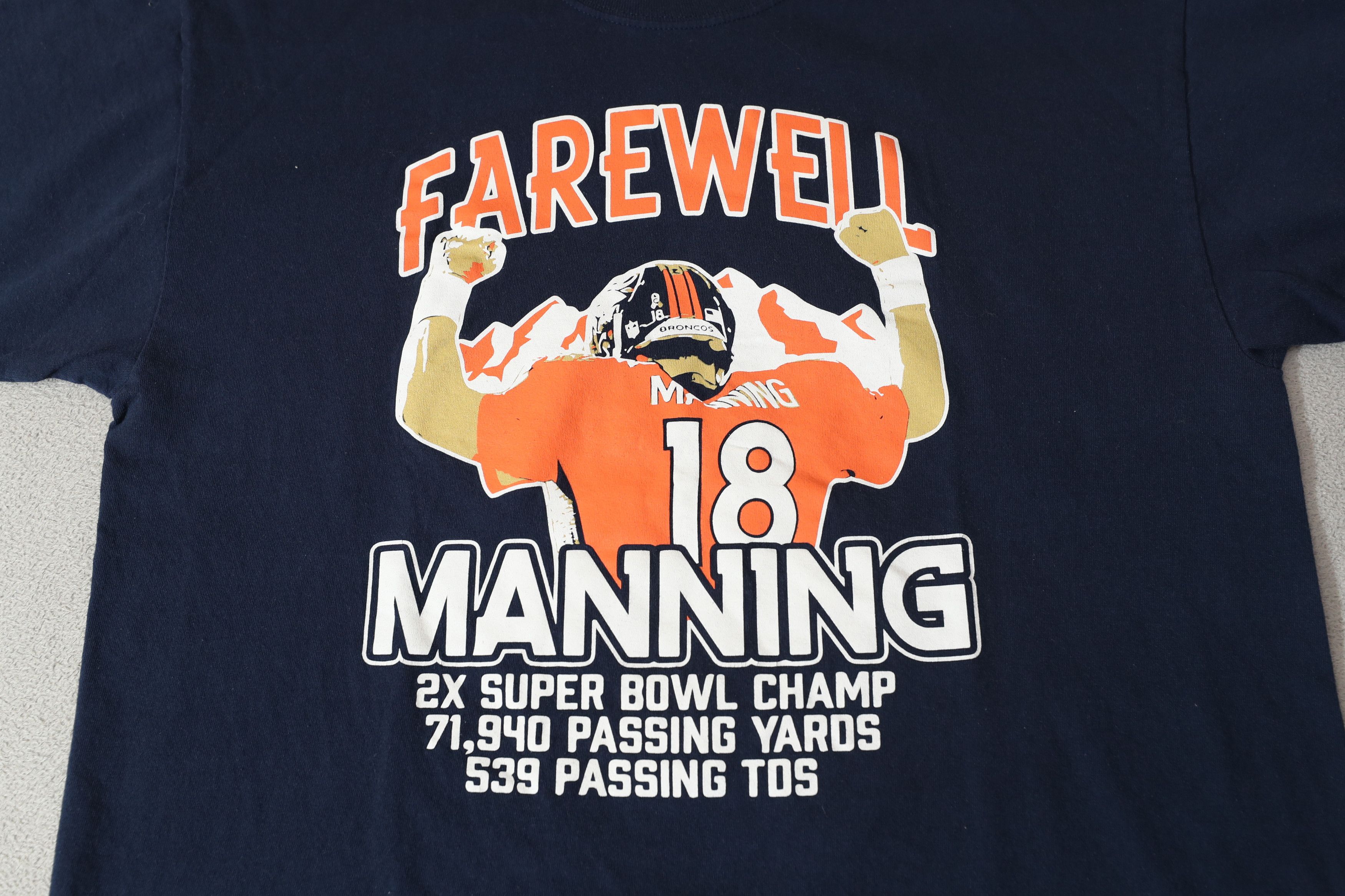 Gildan Farewell Manning Stats Shirt (XL) Size US XL / EU 56 / 4 - 4 Thumbnail