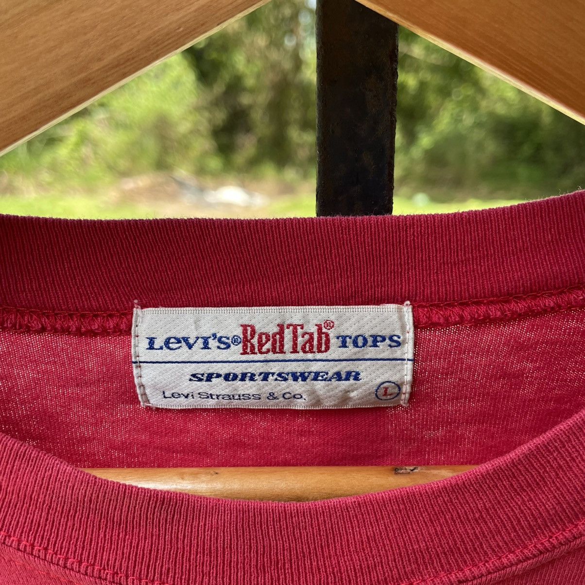 Levi's × Levi's Vintage Clothing × Vintage 🔥Vintage 90s Levis Red Tab Big Logo Wing Denim Design Tee Size US L / EU 52-54 / 3 - 11 Thumbnail
