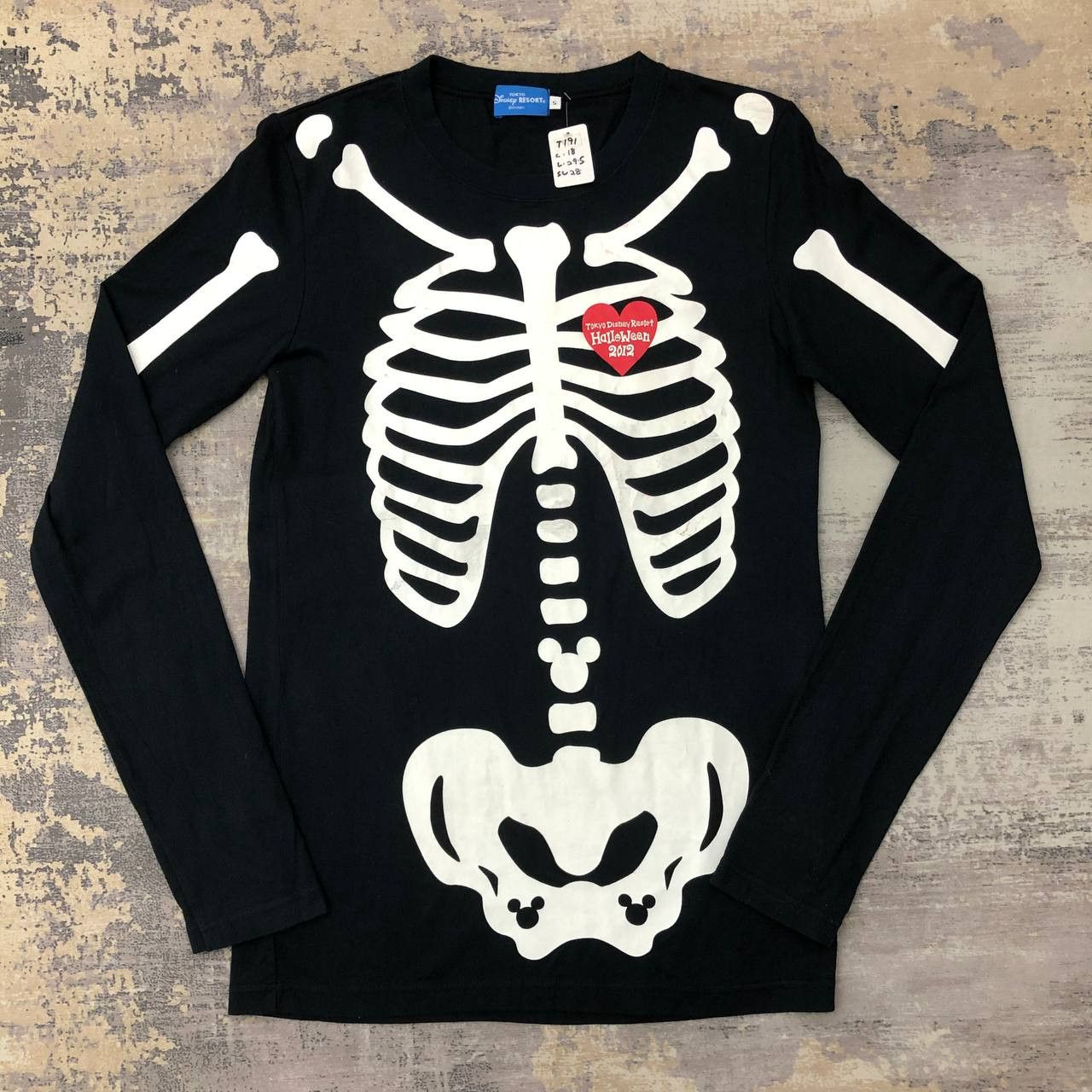 Disney T191 TOKYO DISNEY SKALETON HALLOWEEN TEE Size US S / EU 44-46 / 1 - 1 Thumbnail