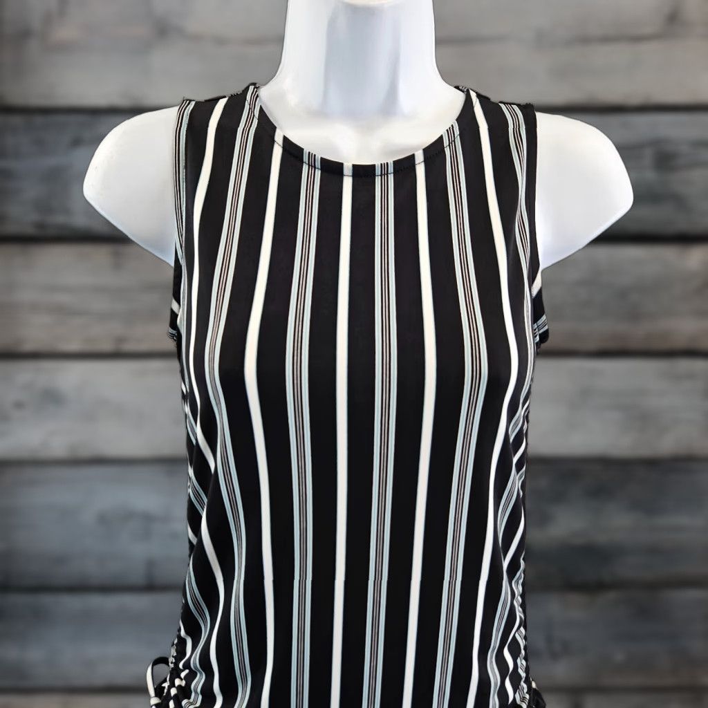 Ann Taylor Ann Taylor Womens Top Sz 2XS Petite Black Blue Stripe Sleeveless Shirt Blouse WomensPullover Short Sleeves? Size XXS / US 00 / IT 34 - 1 Thumbnail