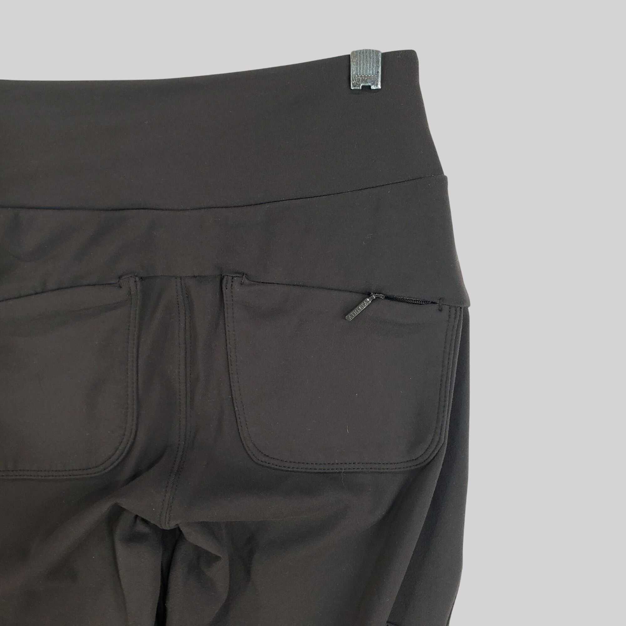Athleta Athleta Black Headlands Hybrid Cargo High Rise Leggings Wome Size 25" / US 0 / IT 36 - 5 Thumbnail
