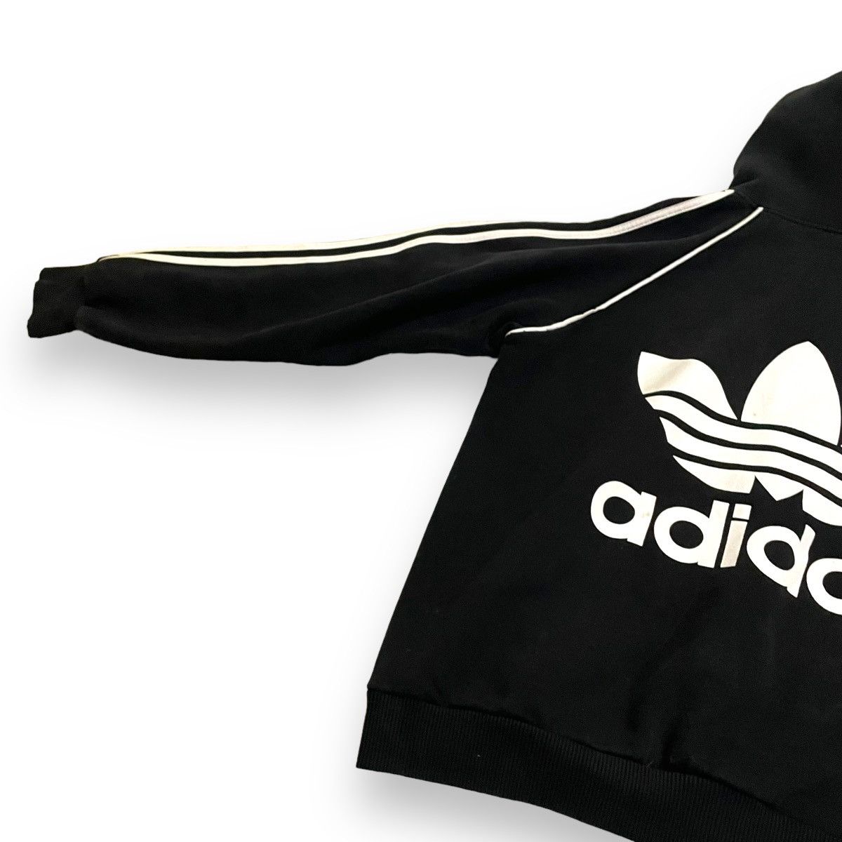 Adidas VINTAGE ADIDAS TREFOIL BIG LOGO HOODIE SWEATER Size US L / EU 52-54 / 3 - 9 Thumbnail