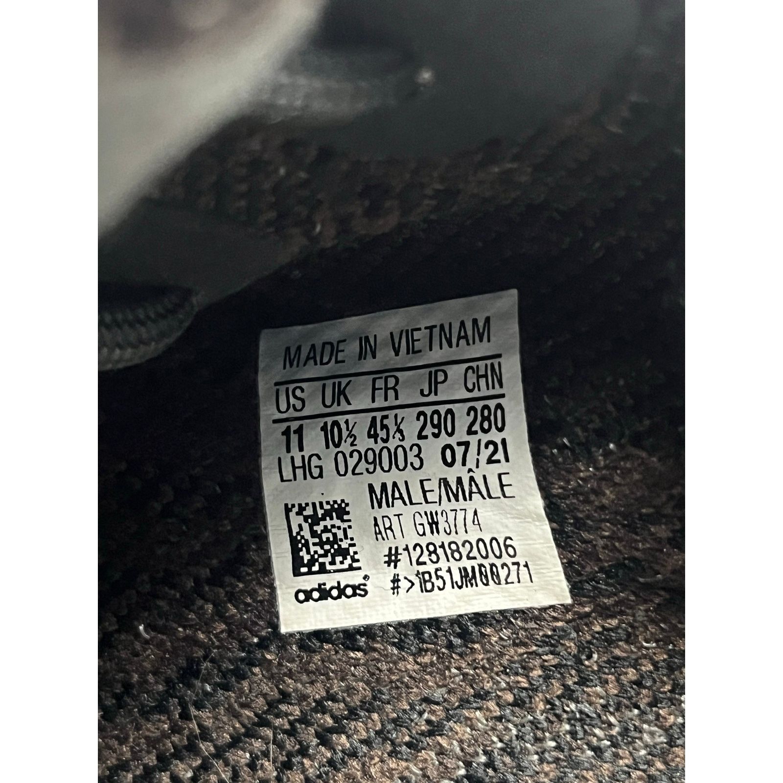 Adidas Adidas Yeezy Boost 350 V2 Black Sneaker MX Rock Mens USED Size US 11 / EU 44 - 7 Thumbnail