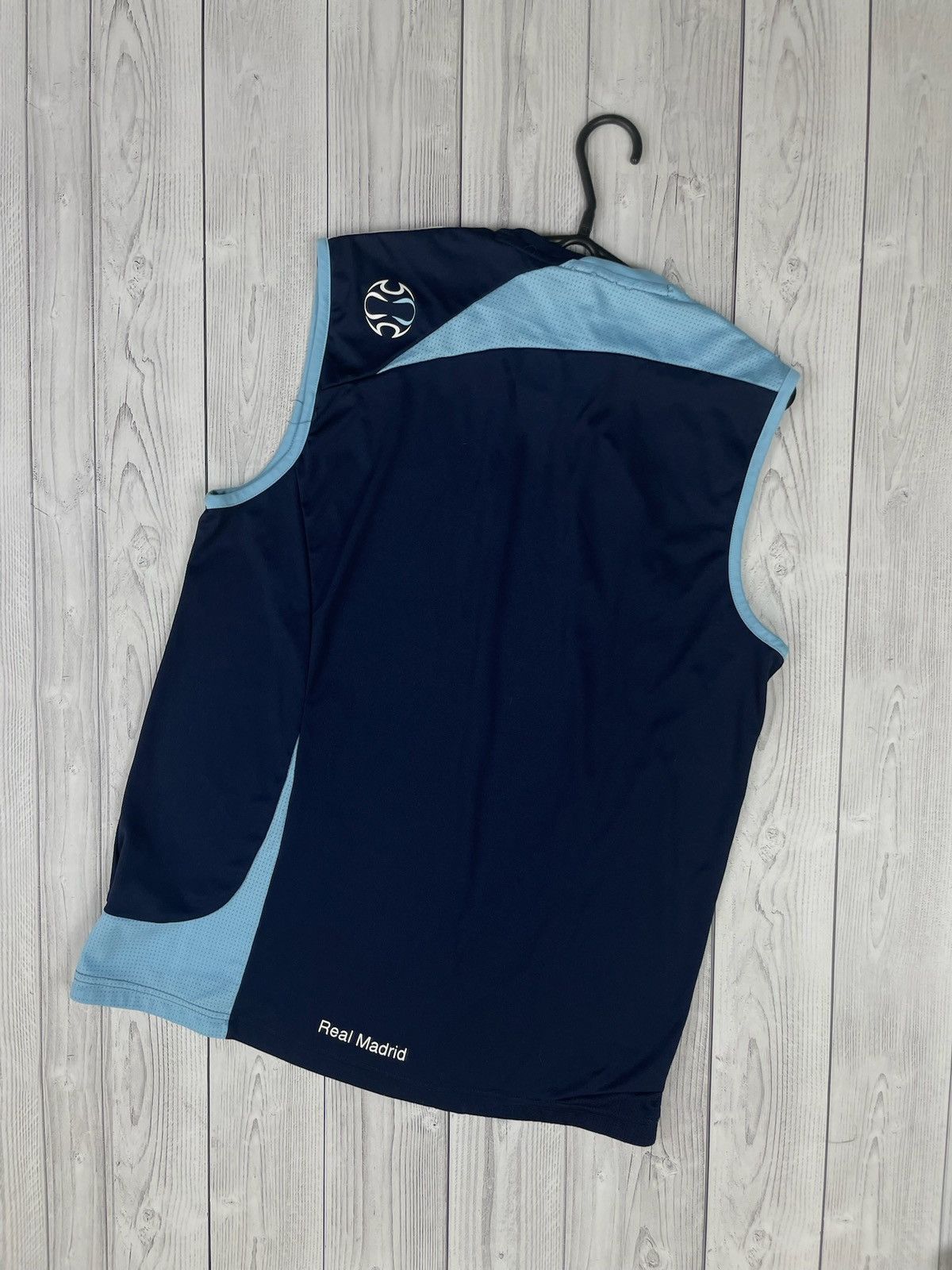 Other Vintage adidas Real Madrid training jersey tee size M navy Size US M / EU 48-50 / 2 - 2 Thumbnail