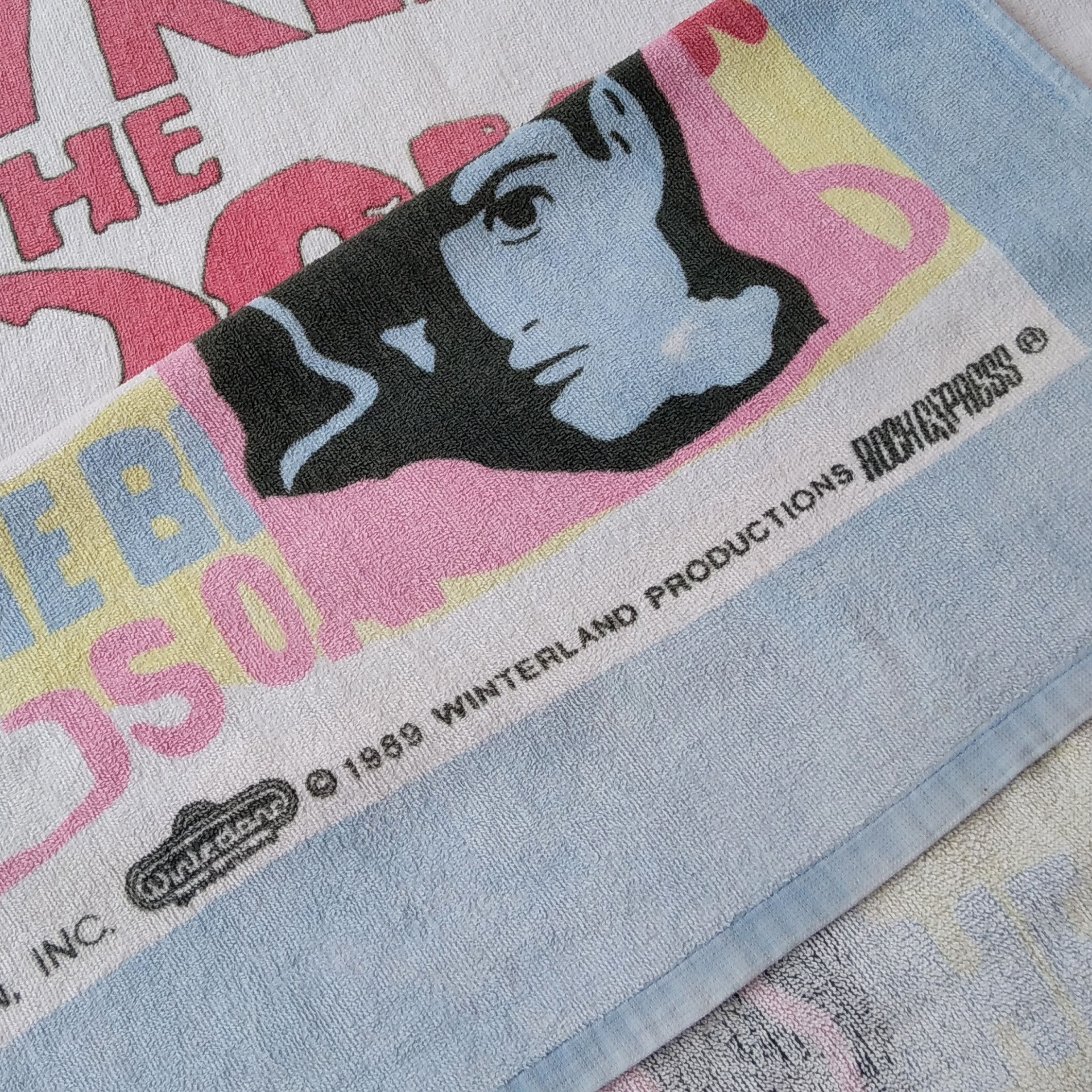 Band Tees Vintage 80's NEW KIDS ON THE BLOCK Towell / Flag cr 1989 Size ONE SIZE - 6 Thumbnail