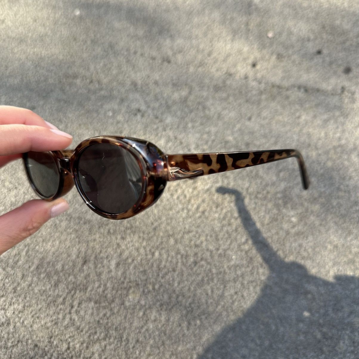 Other SUNGLASSES BRAND NEW CLASSIC RETRO VINTAGE YT306-02 Size ONE SIZE - 2 Thumbnail