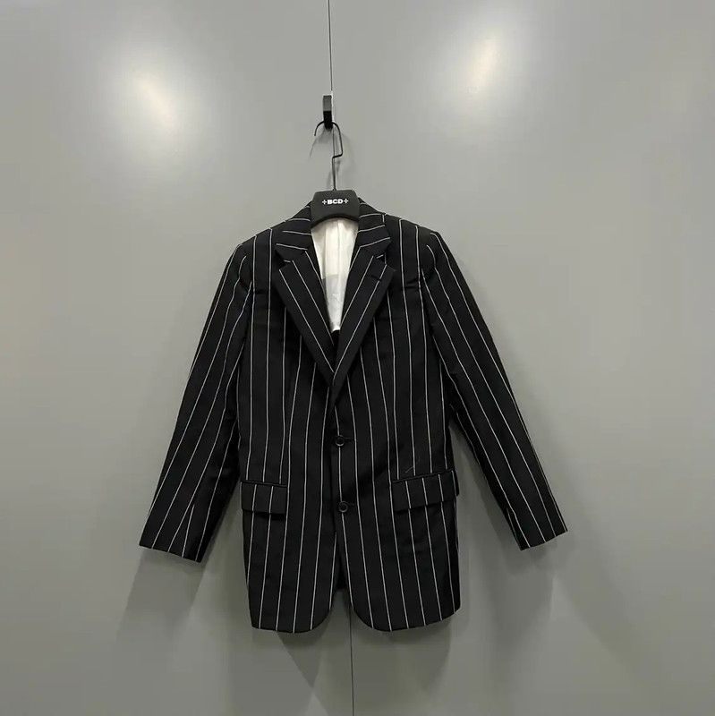 Louis Vuitton Louis Vuitton Black Striped Women's Jacket 0089 Size ONE SIZE - 1 Thumbnail