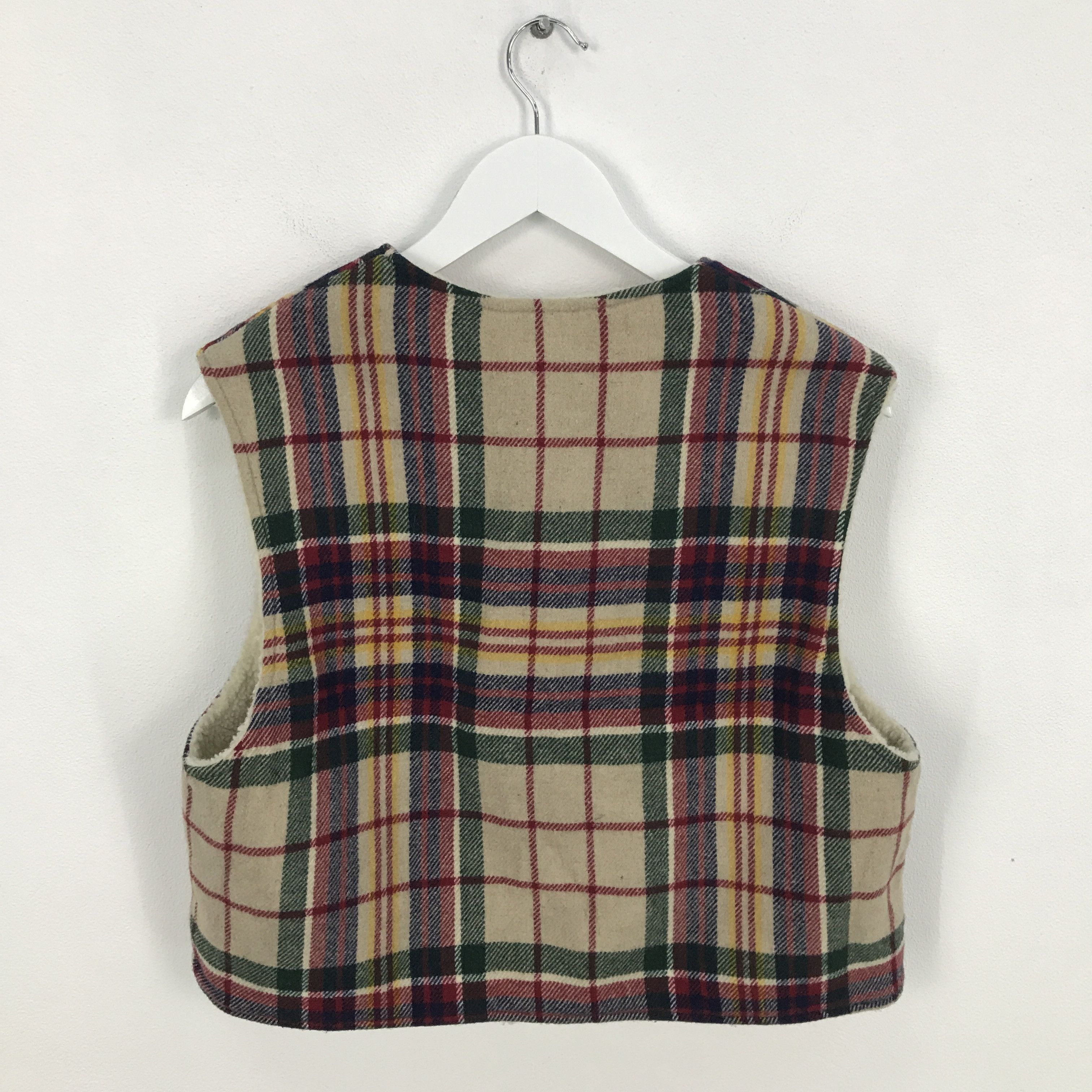 United Colors Of Benetton Rare united colours of benetton Flannel vest Size US L / EU 52-54 / 3 - 3 Thumbnail
