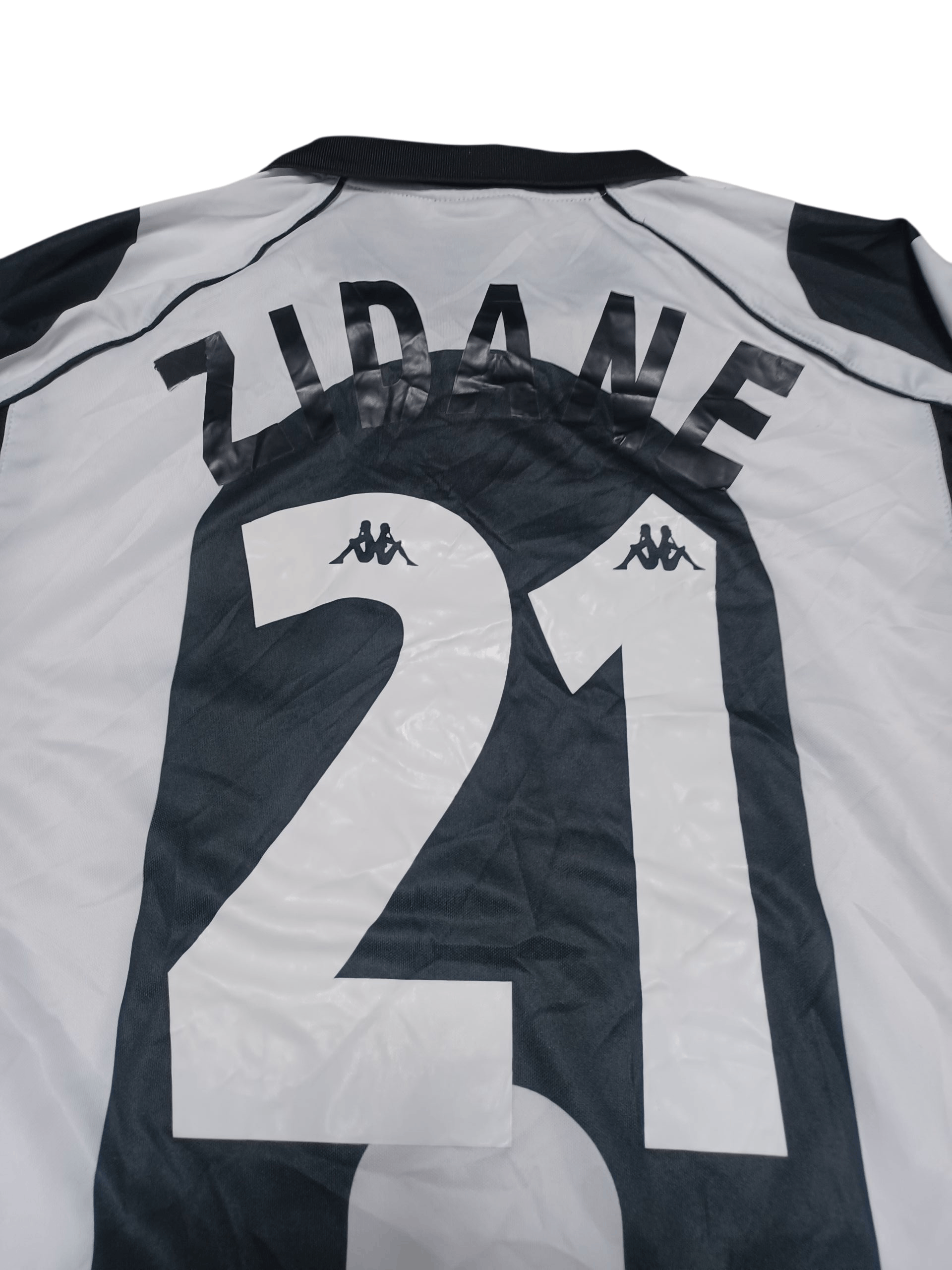 Kappa ZIDANE JUVENTUS KAPPA VINTAGE 1997/1998 SOCCER JERSEY Size US L / EU 52-54 / 3 - 4 Thumbnail