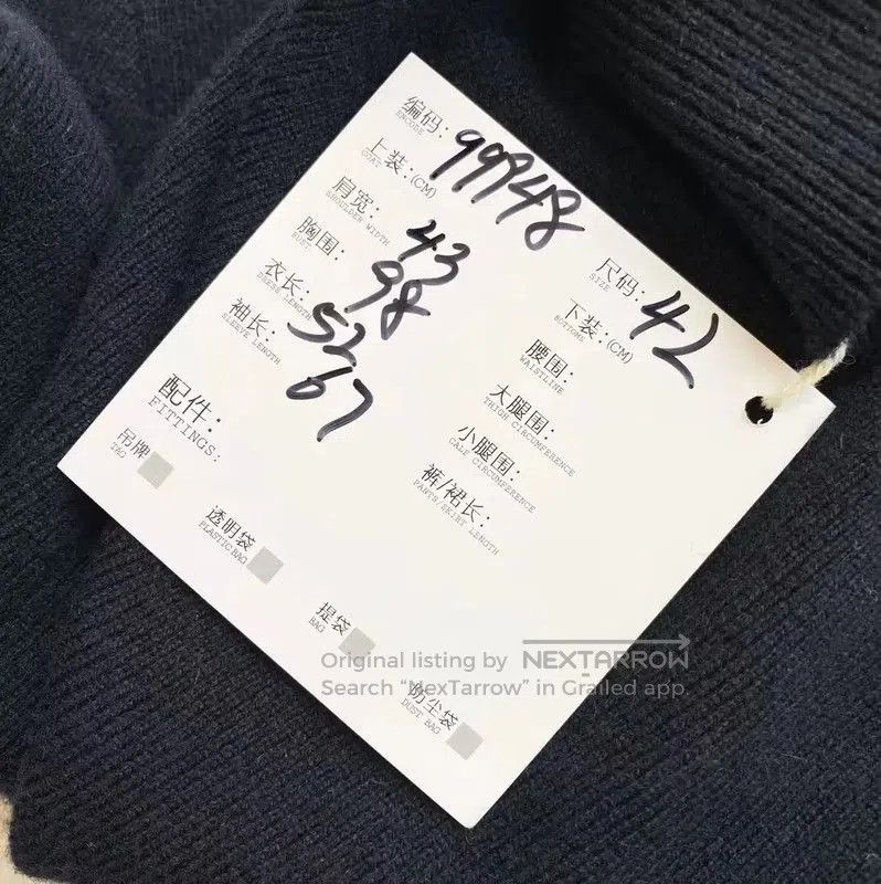 Miu Miu Miu Miu Navy Cashmere Pullover Sweater . Size XXS / US 00 / IT 34 - 7 Thumbnail