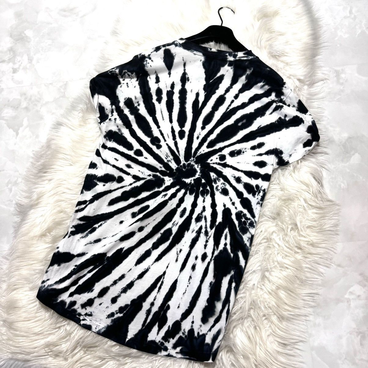 Balmain Balmain Homme tie-dye emblem T-shirt S black white Size US S / EU 44-46 / 1 - 7 Thumbnail