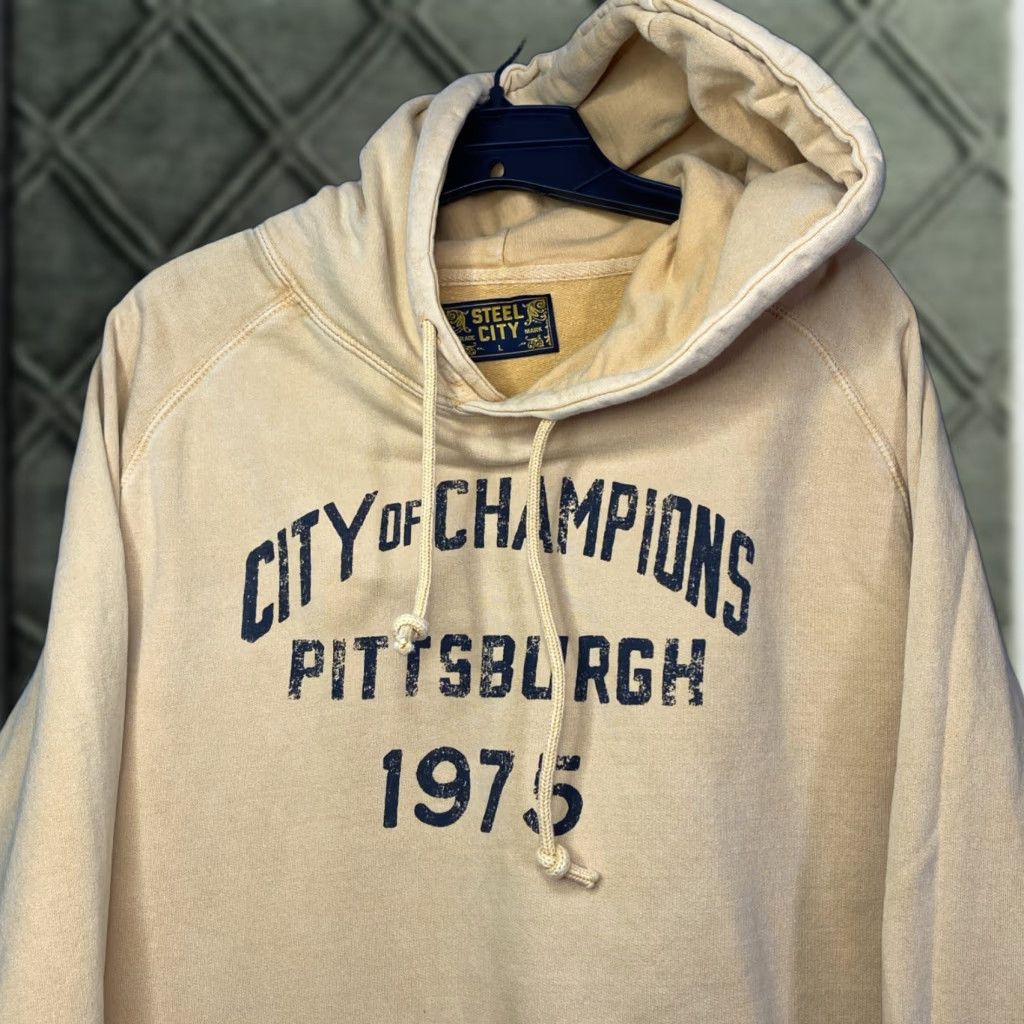 Vintage VINTAGE Steelers Hoodie Men L Pullover Yellow Retro City Of Champions Steelers Shirt Size US L / EU 52-54 / 3 - 1 Thumbnail