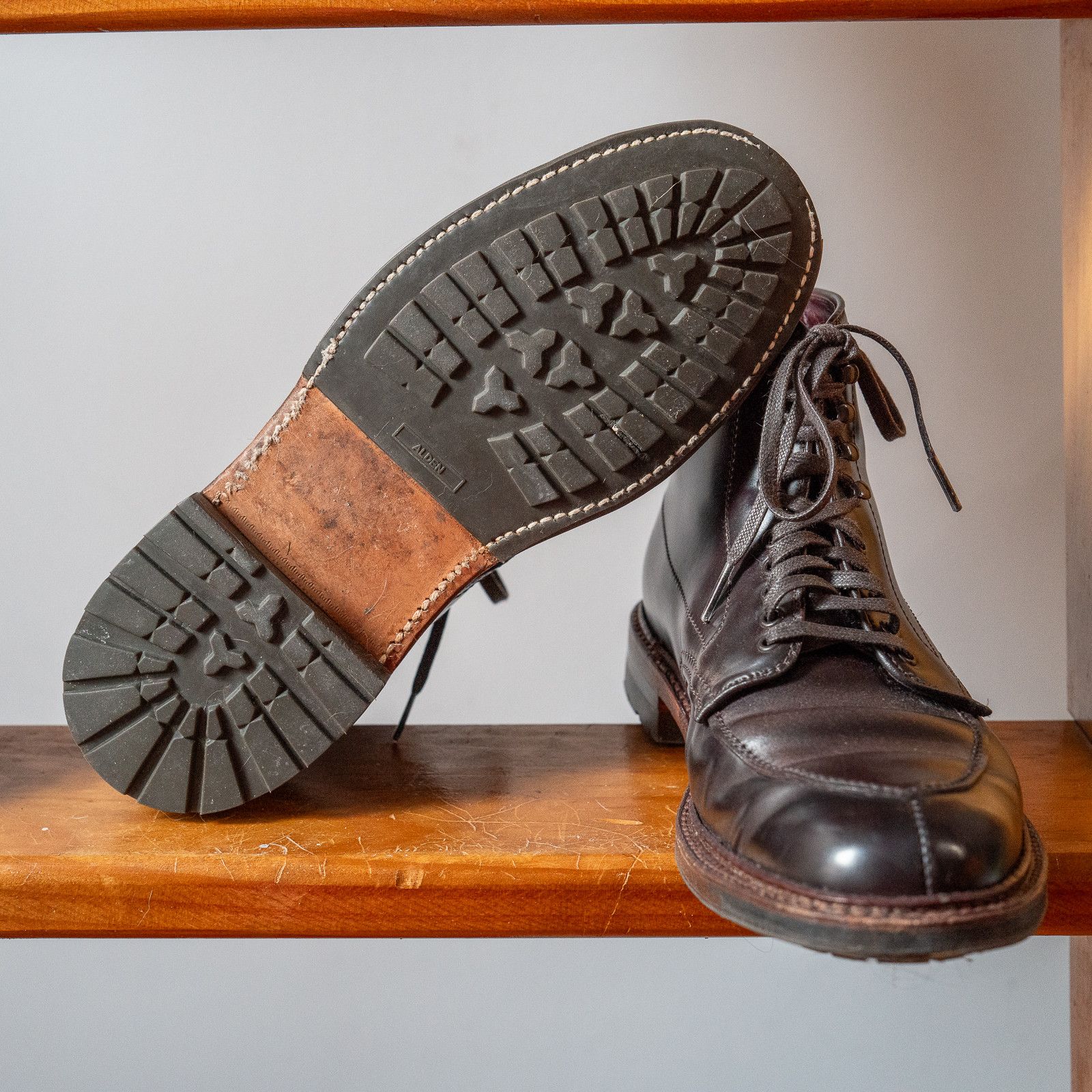 Alden Alden V-Tip Color 8 Boots Size US 6.5 / EU 39-40 - 7 Thumbnail